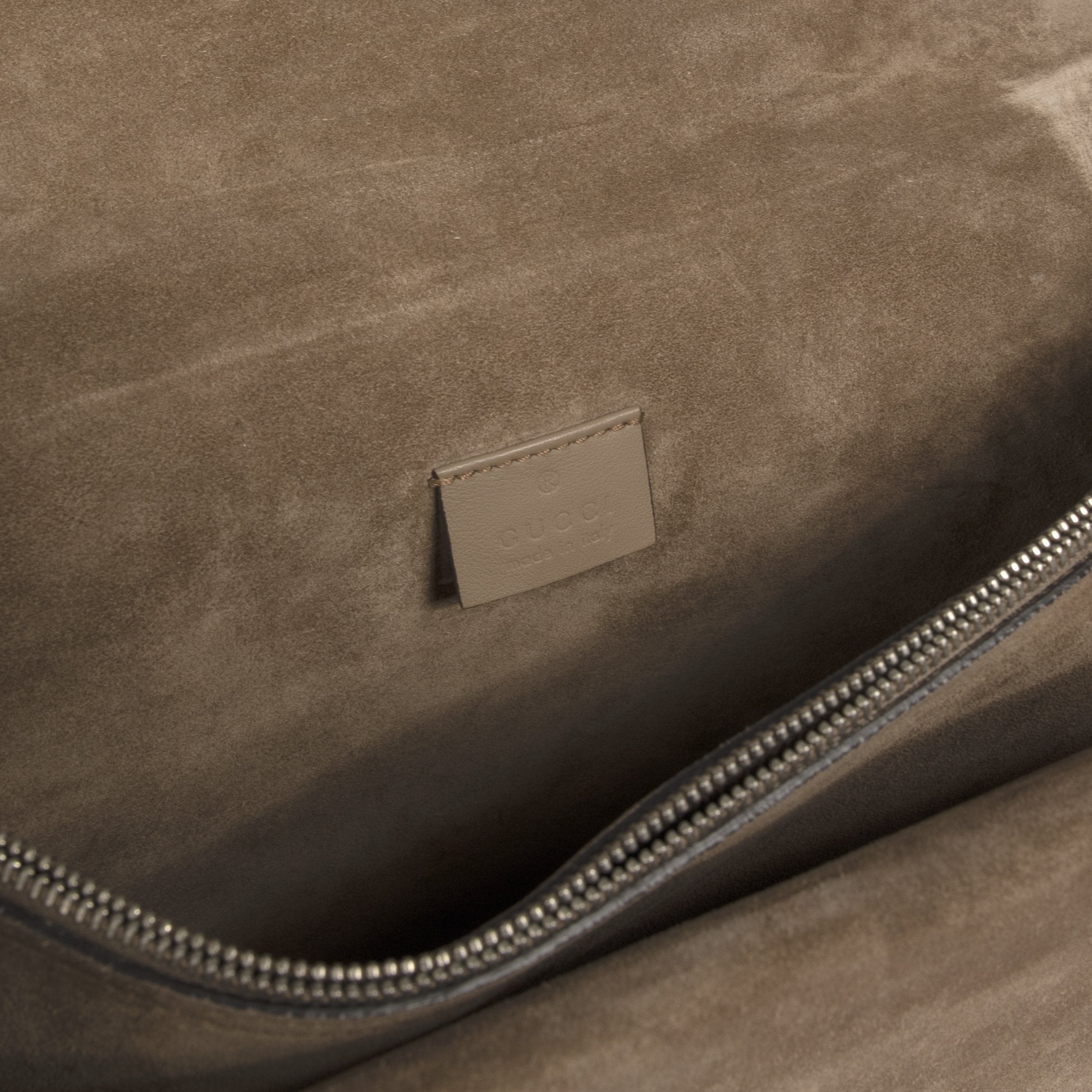 Gucci GG Supreme Medium Dionysus Bee Shoulder Bag