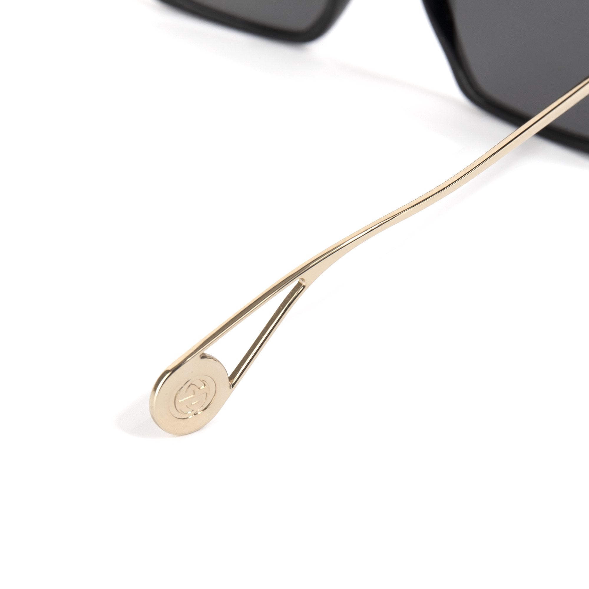 Gucci Ladies Oversized Sunglasses w/ Case