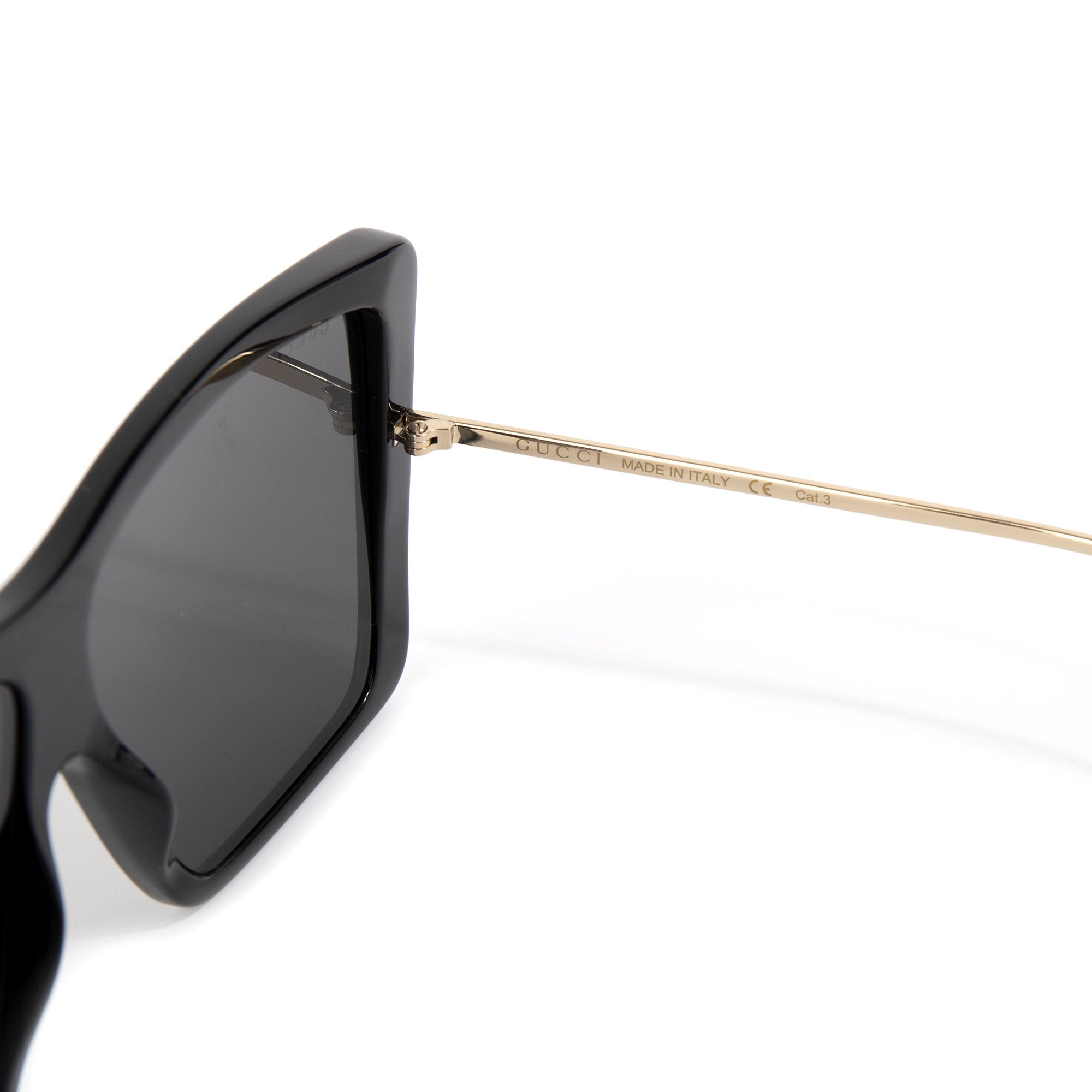 Gucci Ladies Oversized Sunglasses w/ Case