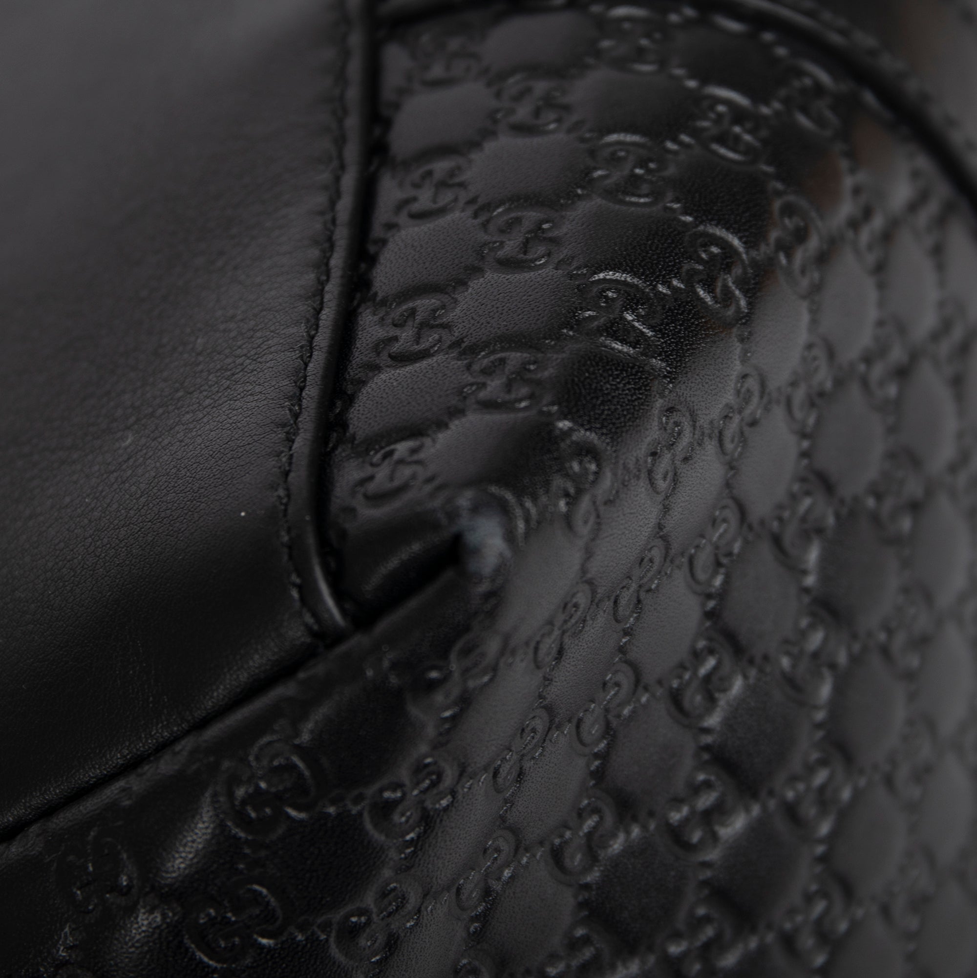 Gucci Medium Microguccissima Leather Convertible Satchel