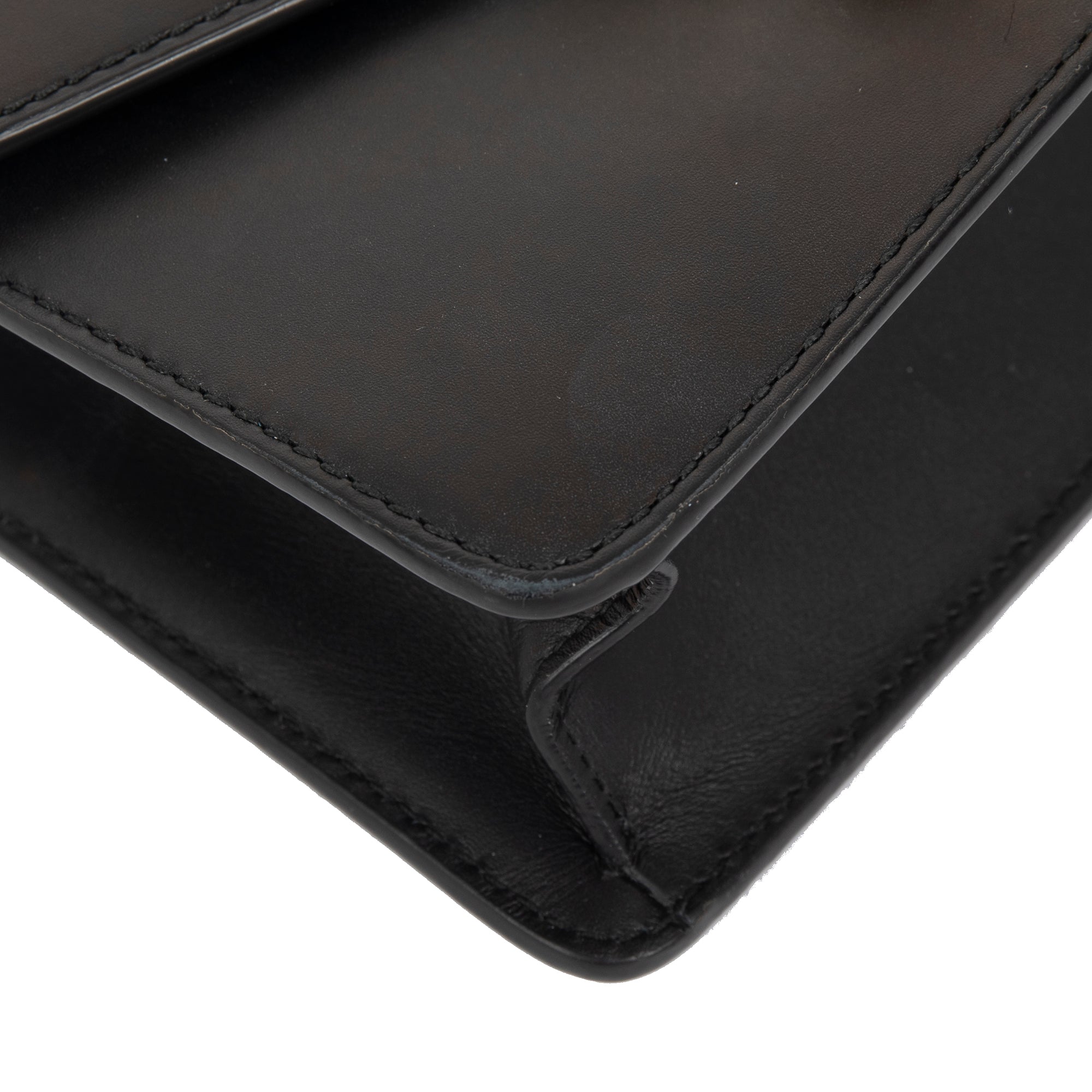 Gucci Mini Sylvie Chain Bag