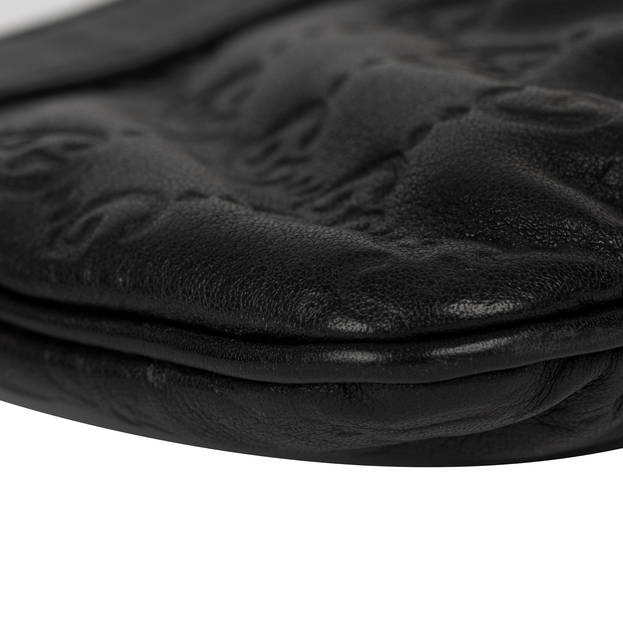 Gucci Signature New Britt Wristlet w/ Box