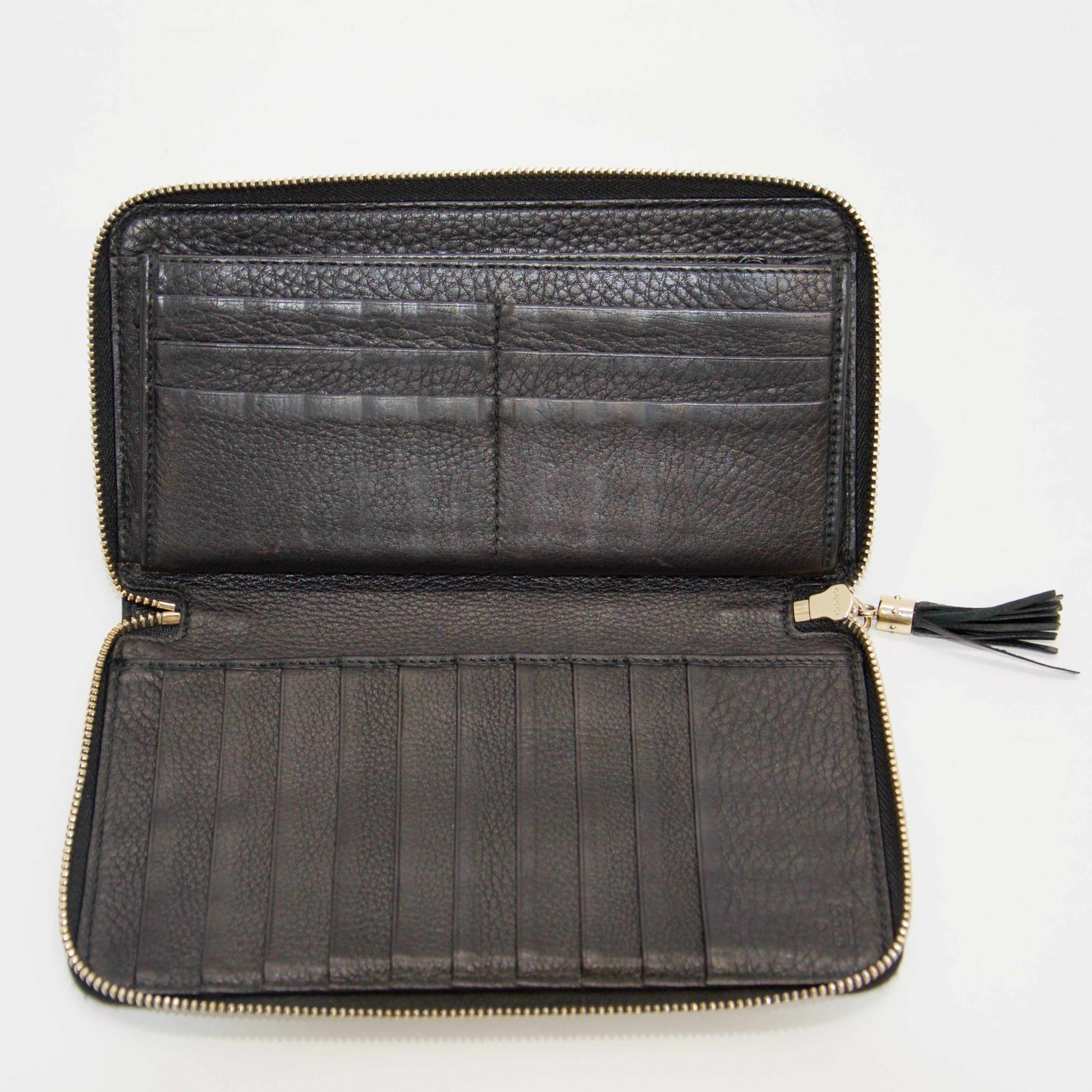 Gucci Soho Travel Wallet