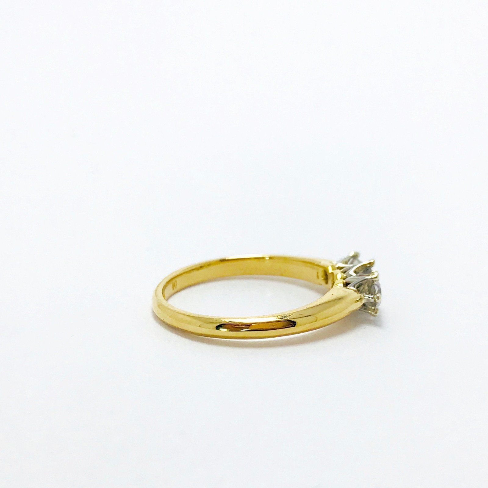 Hand Assembled 3 Stones Diamond Ring