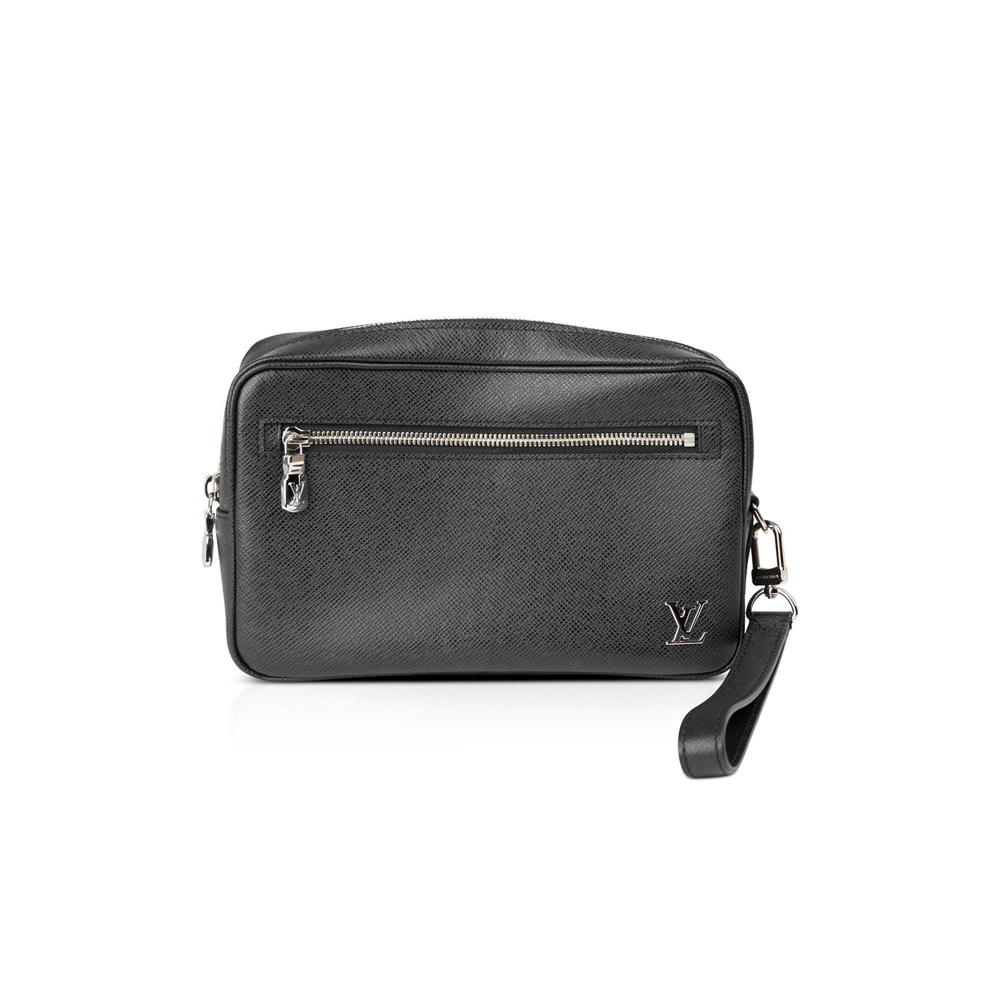 Louis Vuitton 2020 Taiga Leather Kasai Clutch