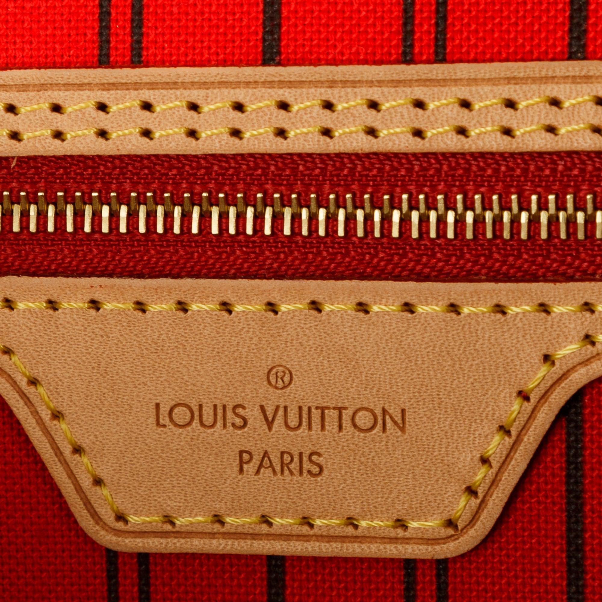 Louis Vuitton 2022 Monogram Neverfull MM w/ Pouch