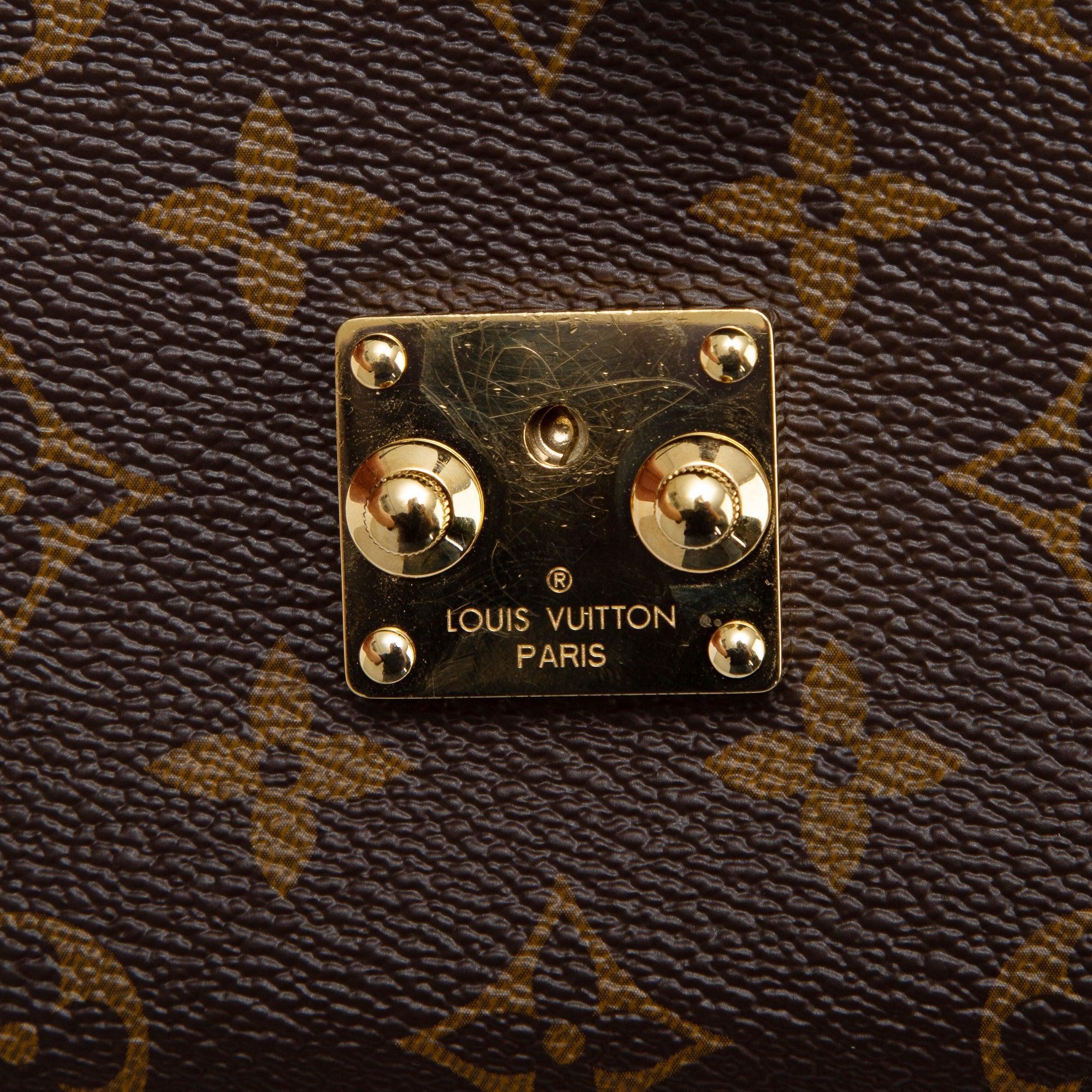 Louis Vuitton 2022 Monogram Pochette Metis w/ Box