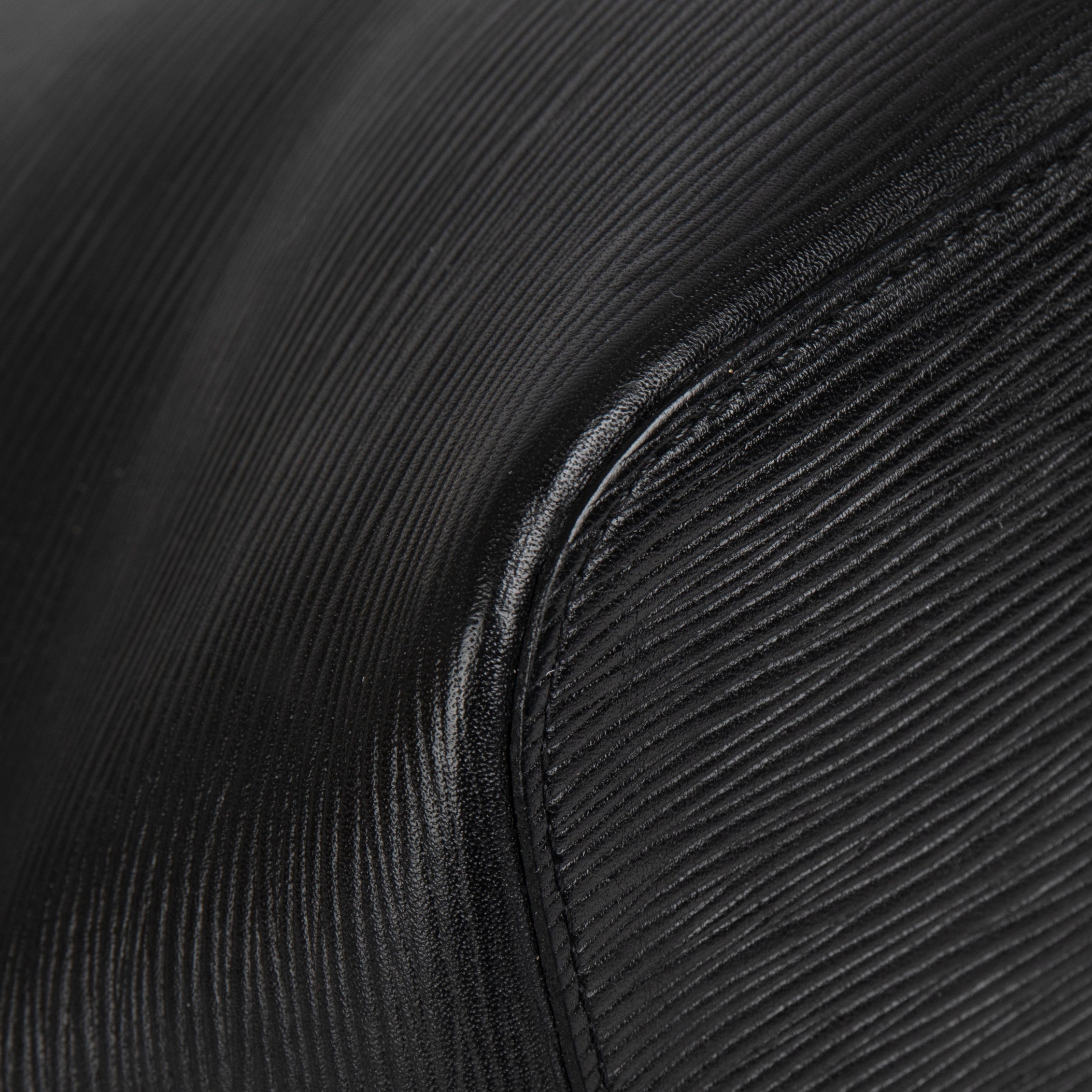 Louis Vuitton Black Epi Neverfull MM w/ Pouch