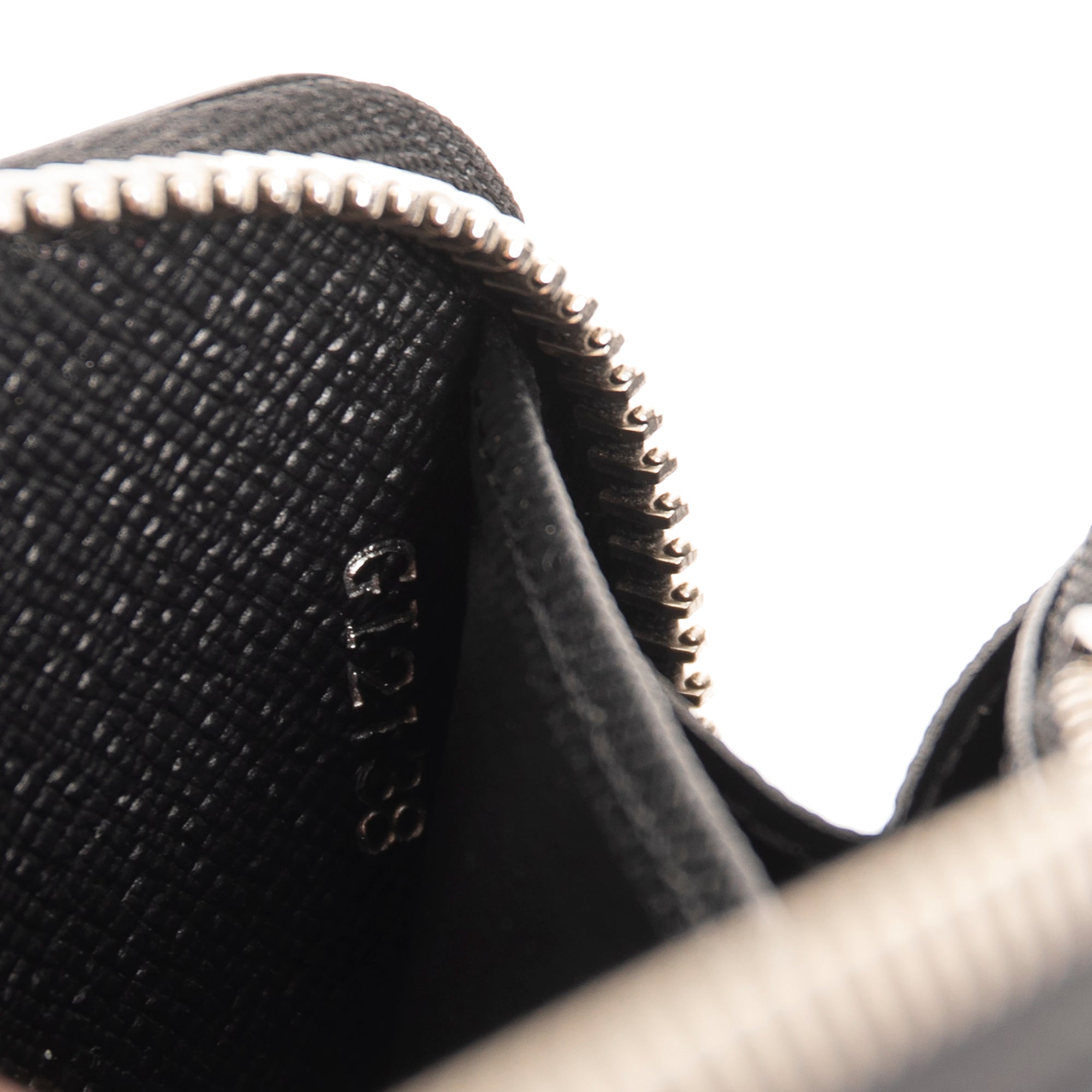 Louis Vuitton Black Epi Zippy Wallet