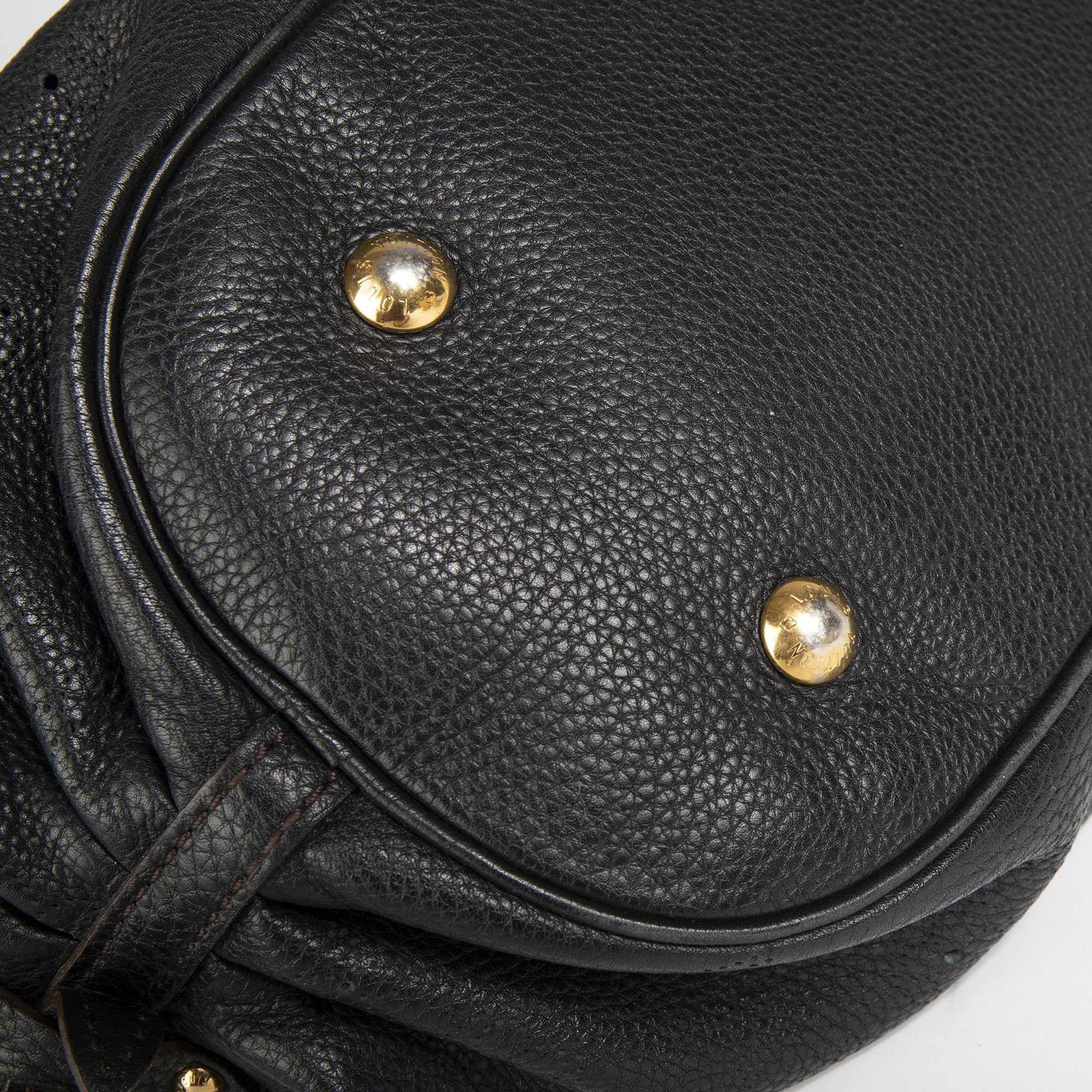 Louis Vuitton Black Mahina L Hobo w/ Receipt