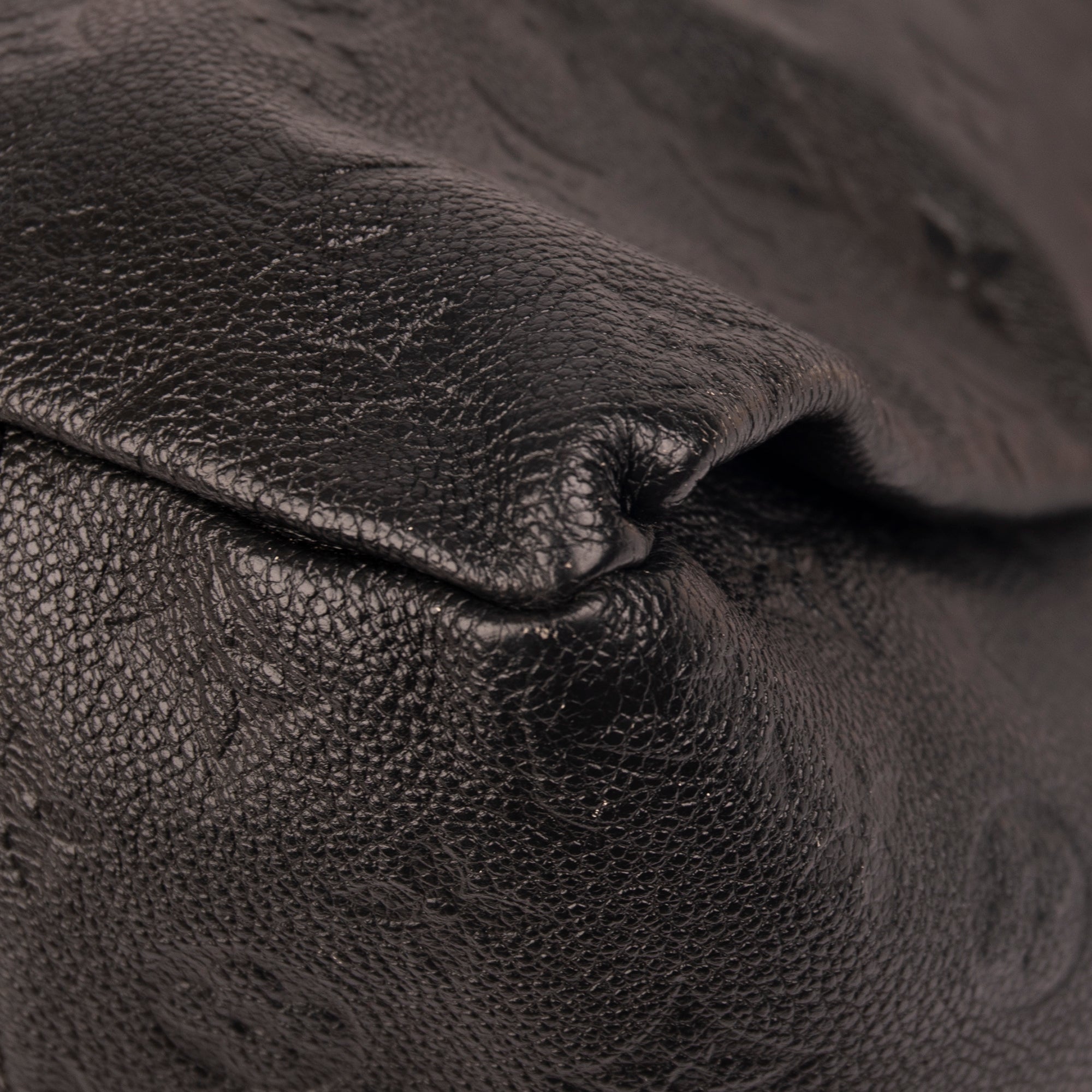 Louis Vuitton Black Monogram Empreinte Artsy MM