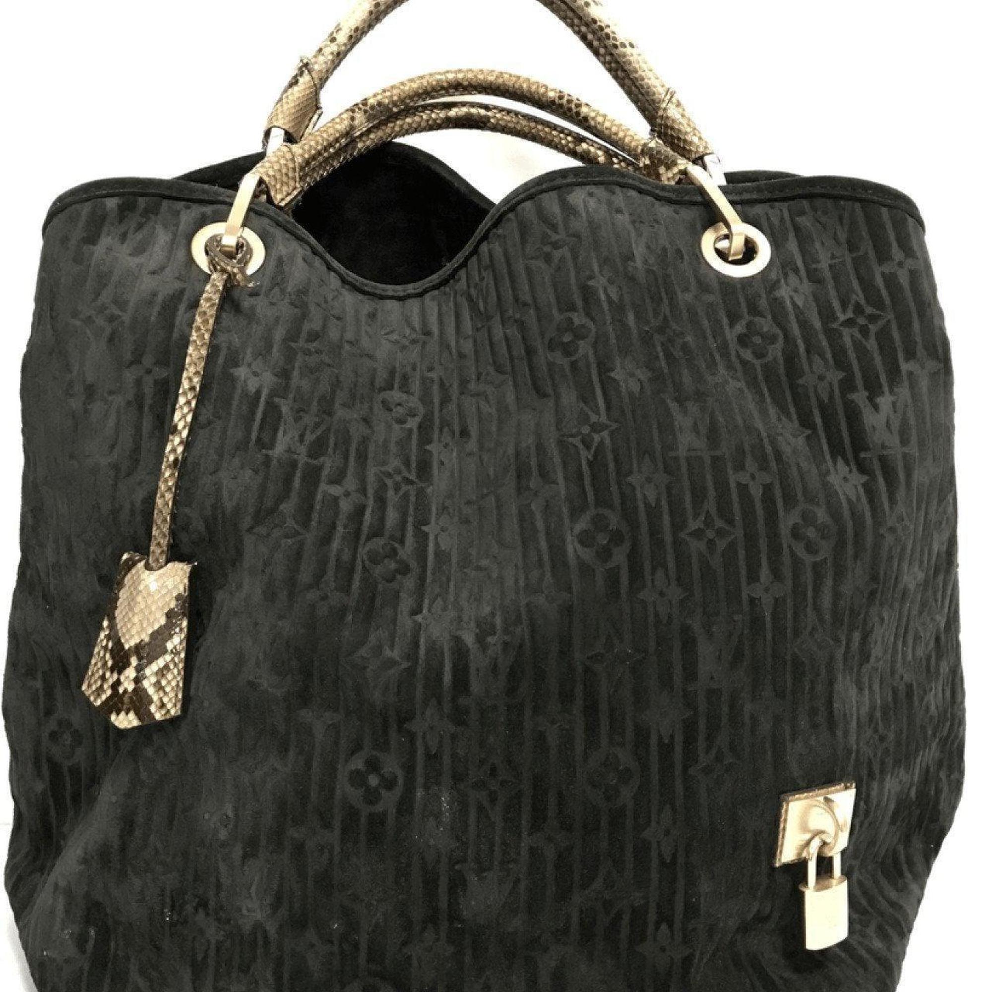 Louis Vuitton Black Suede Whisper GM Khol