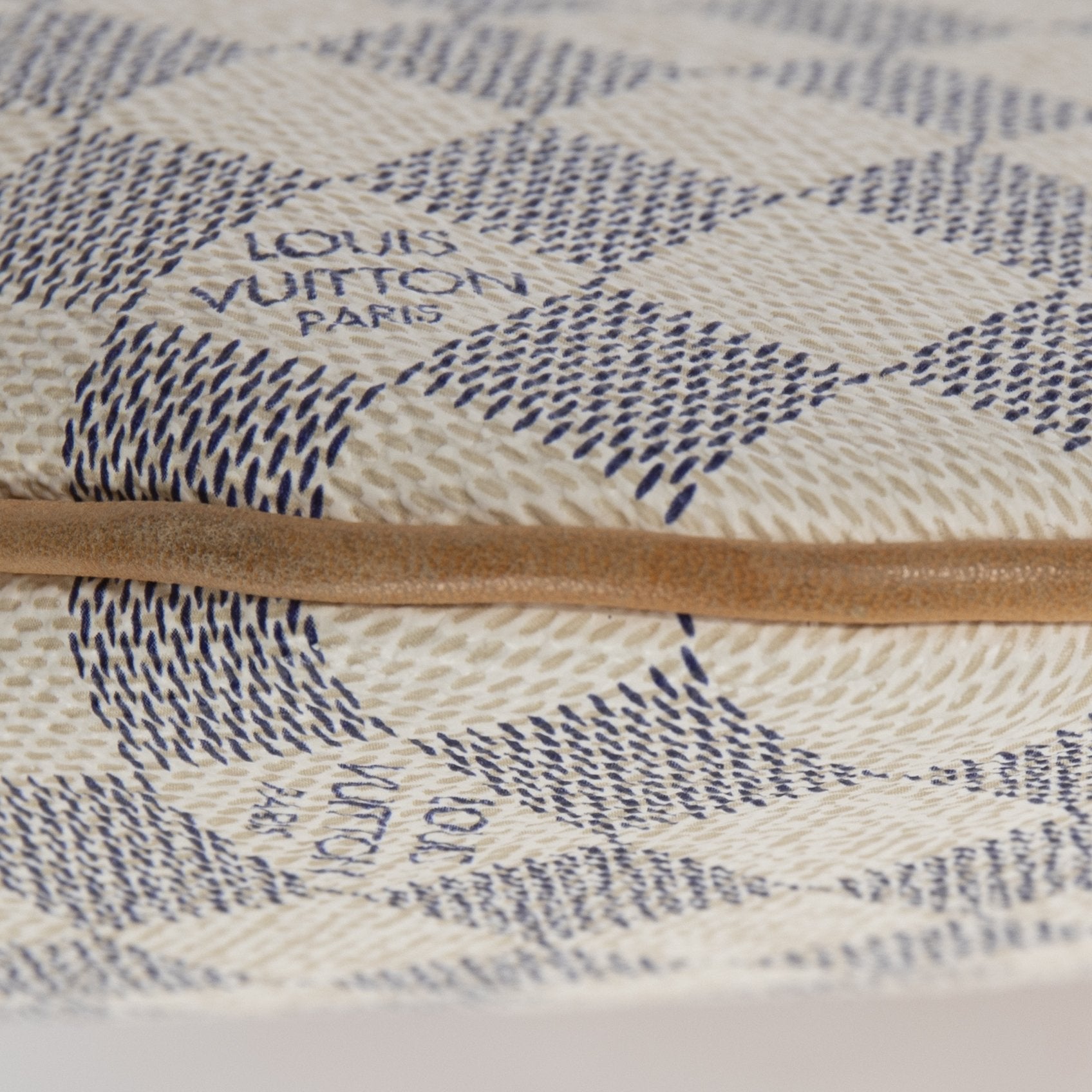 Louis Vuitton Damier Azur Pochette Bosphore