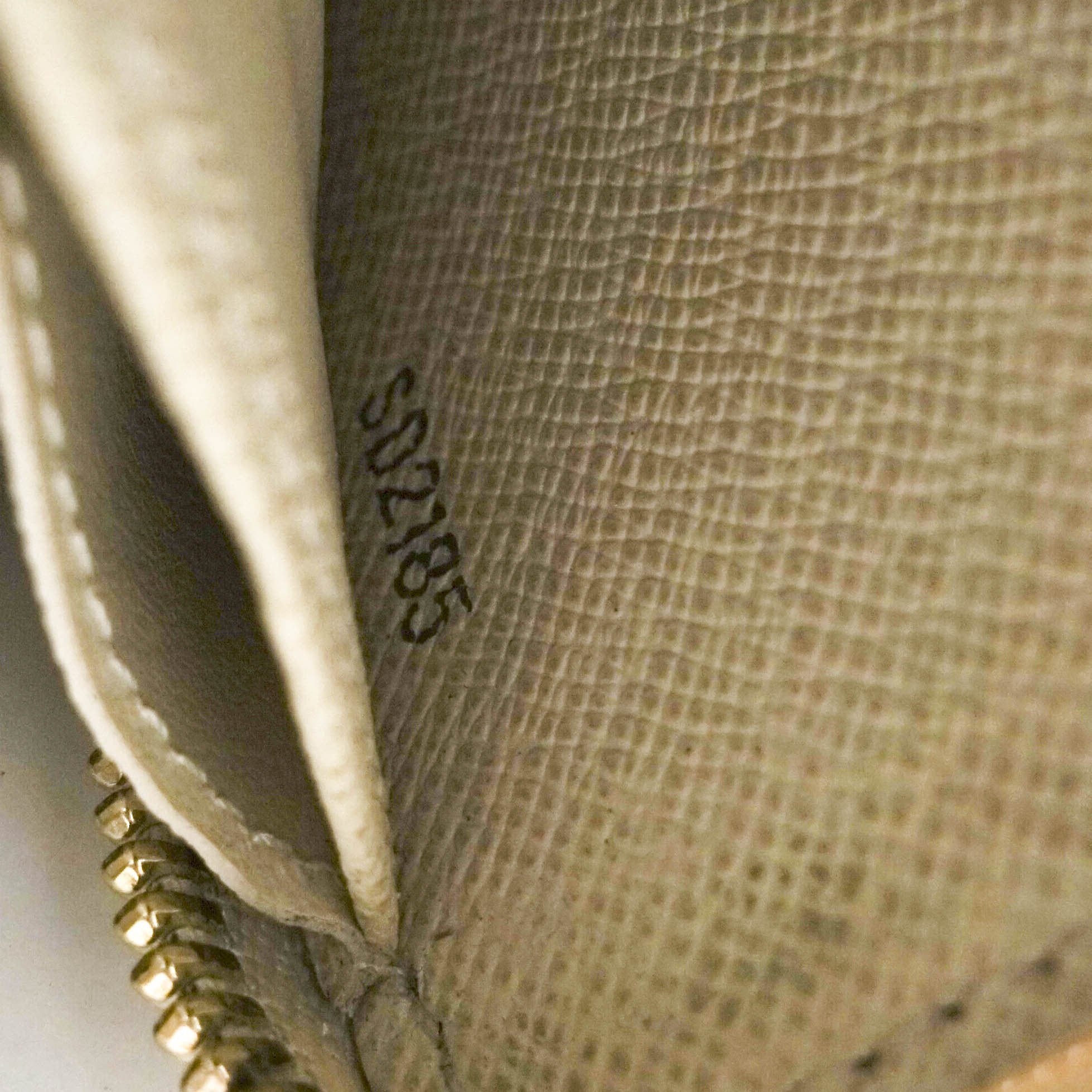 Louis Vuitton Damier Azur Zippy Wallet