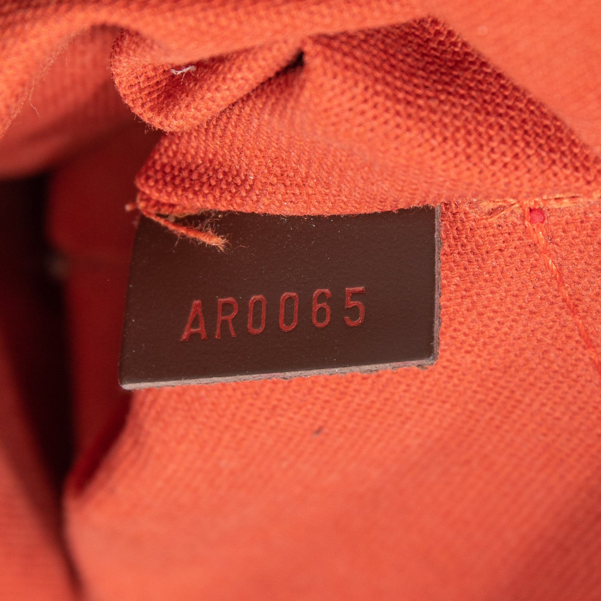 Louis Vuitton Damier Ebene Illovo MM