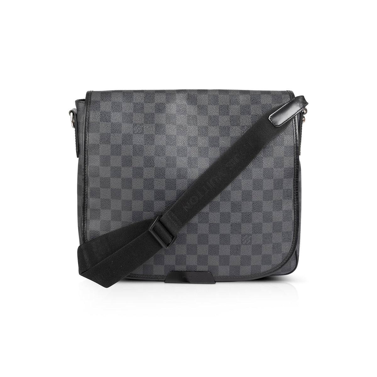 Louis Vuitton Damier Graphite Daniel GM Messenger Bag - Yoogi's Closet