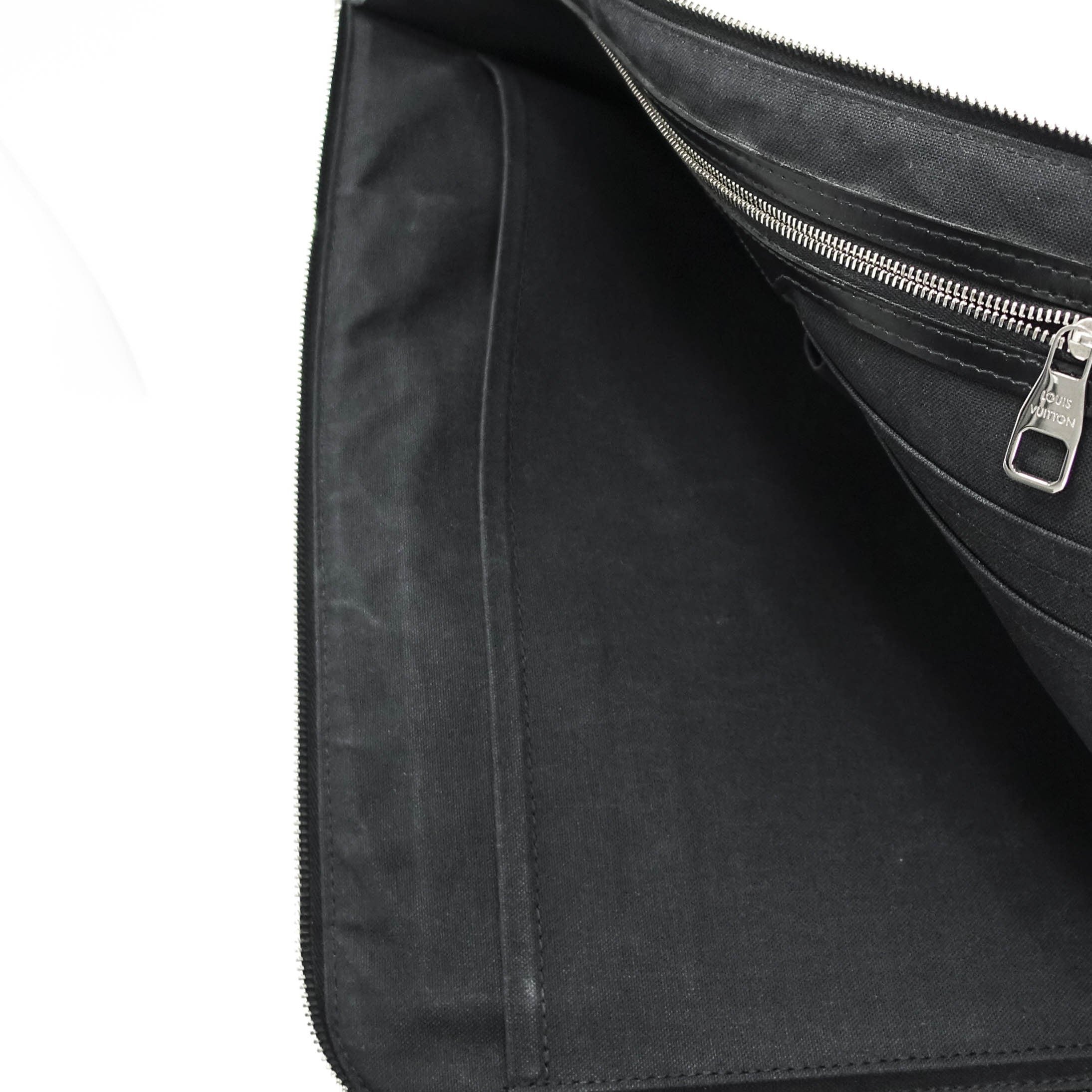 Louis Vuitton Damier Graphite Poche Documents