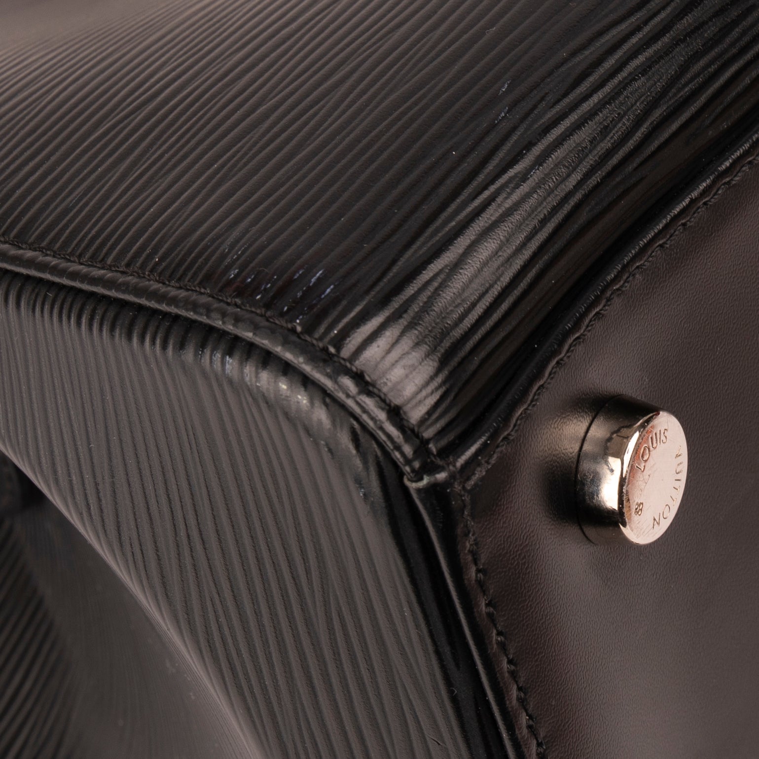 Louis Vuitton Epi Brea MM w/ Strap