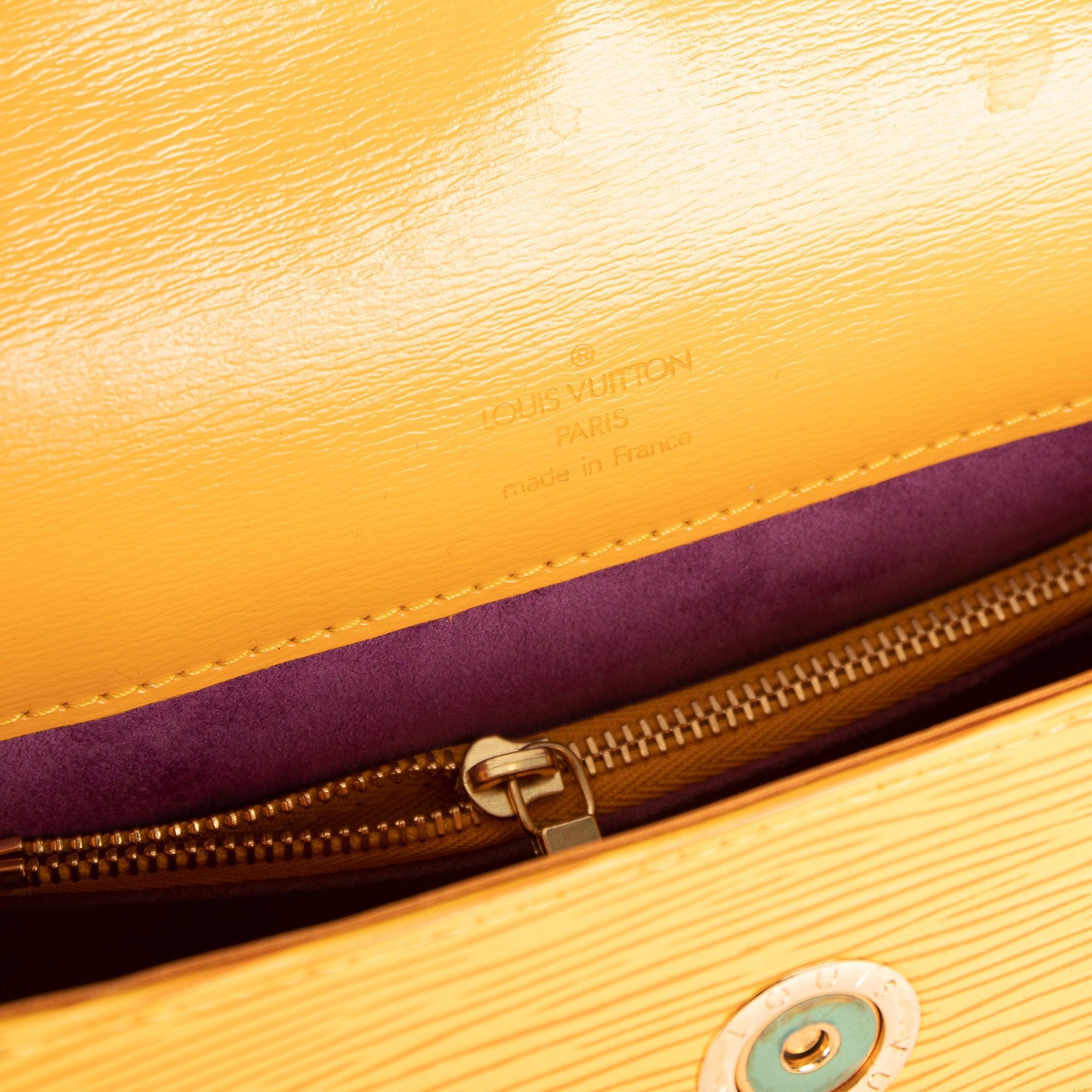 Louis Vuitton Epi Buci Bag