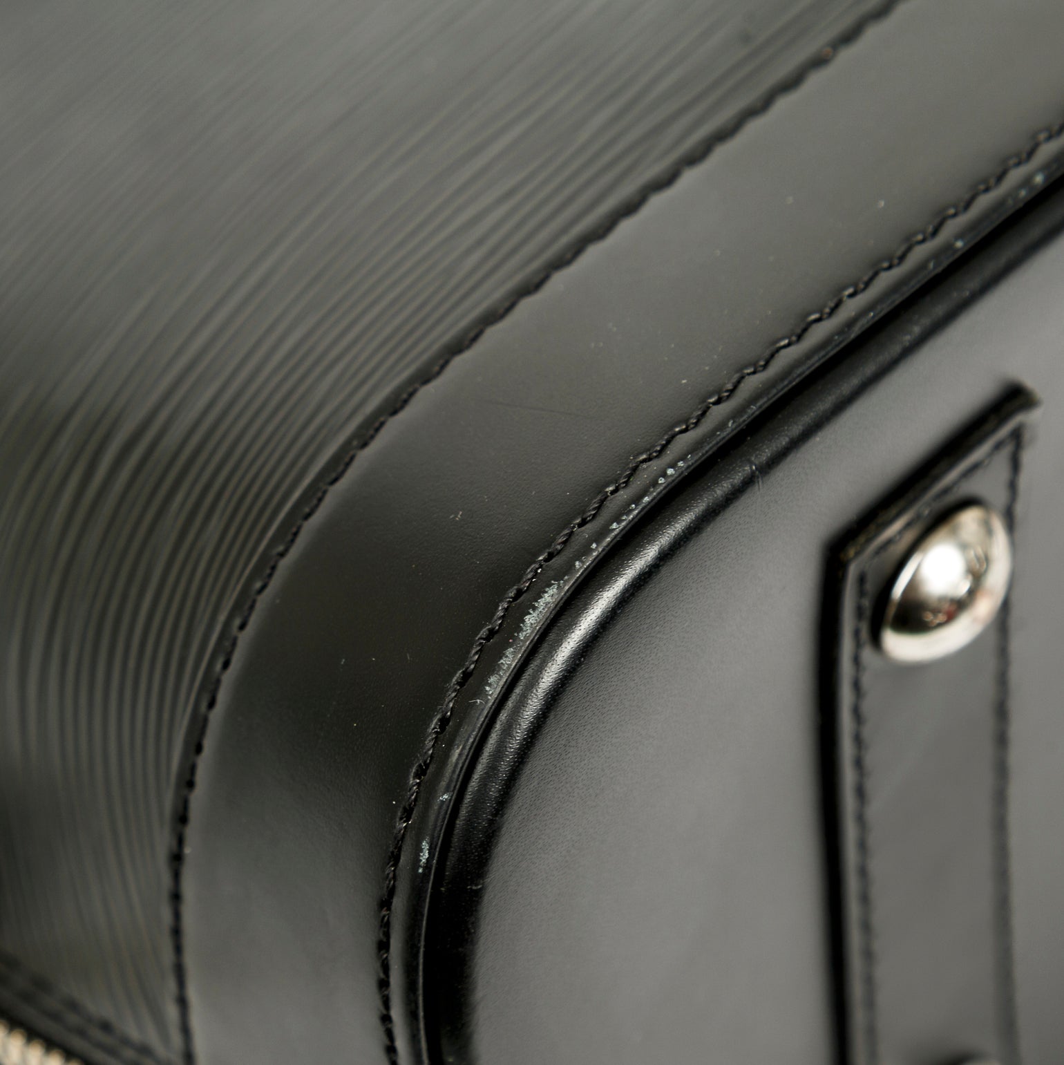 Louis Vuitton Epi Leather Alma PM