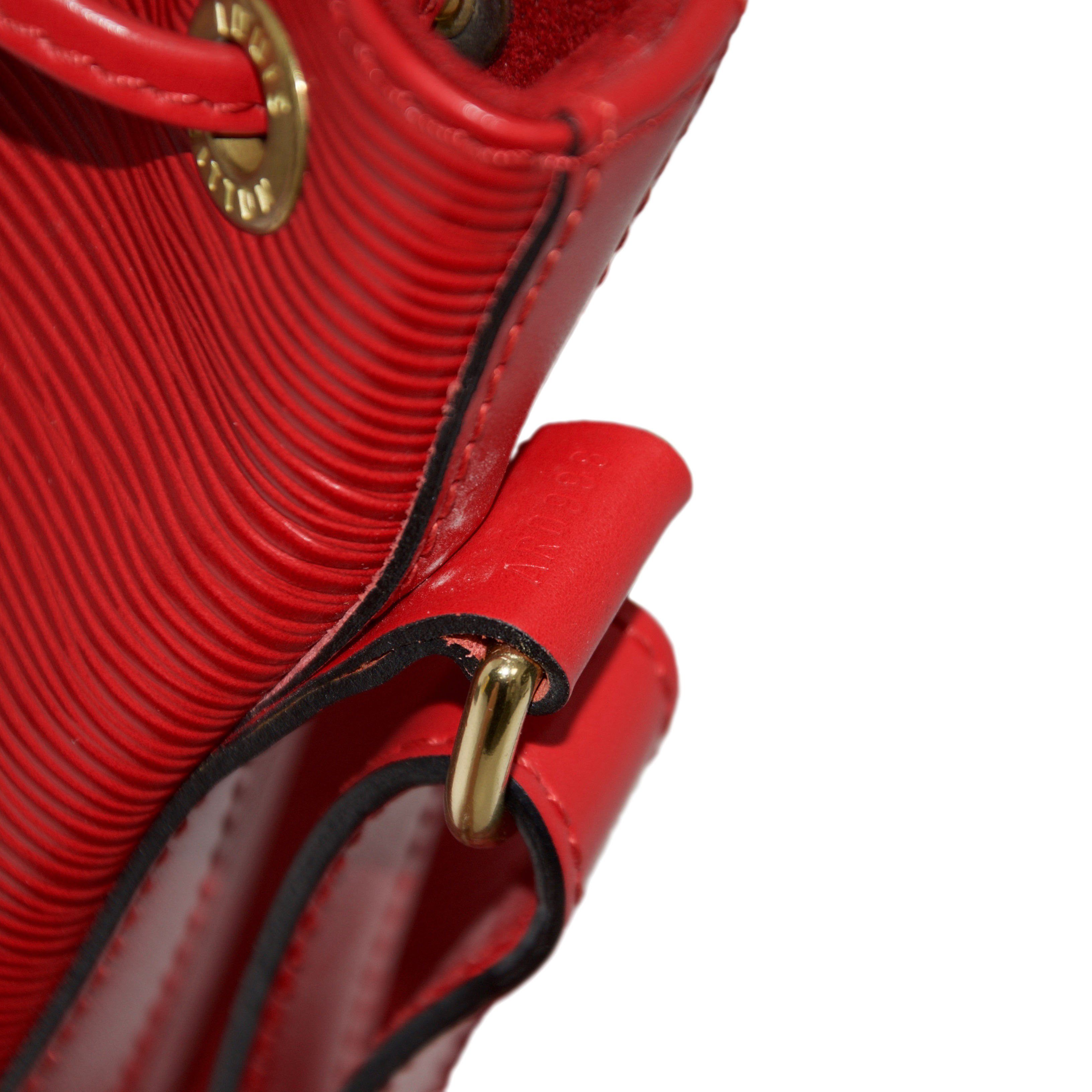 Louis Vuitton Epi Petite Noe Bag