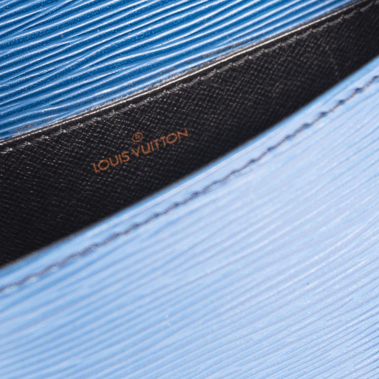 Louis Vuitton Epi Saint Cloud Bag