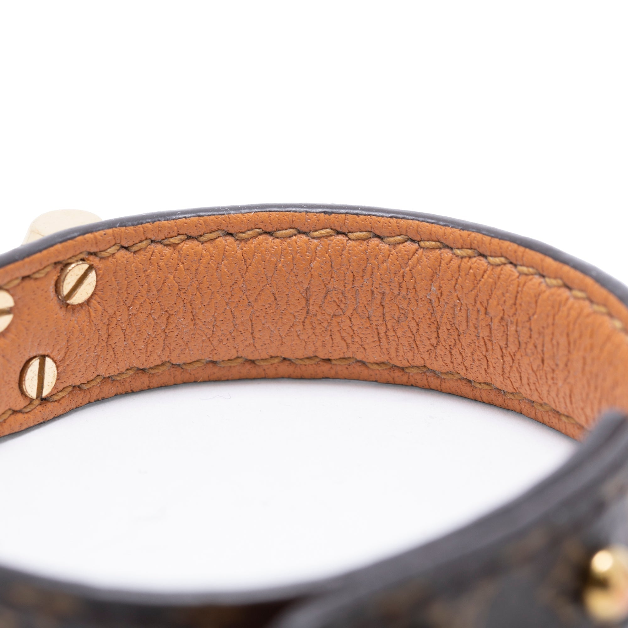 Louis Vuitton Essential V Bracelet