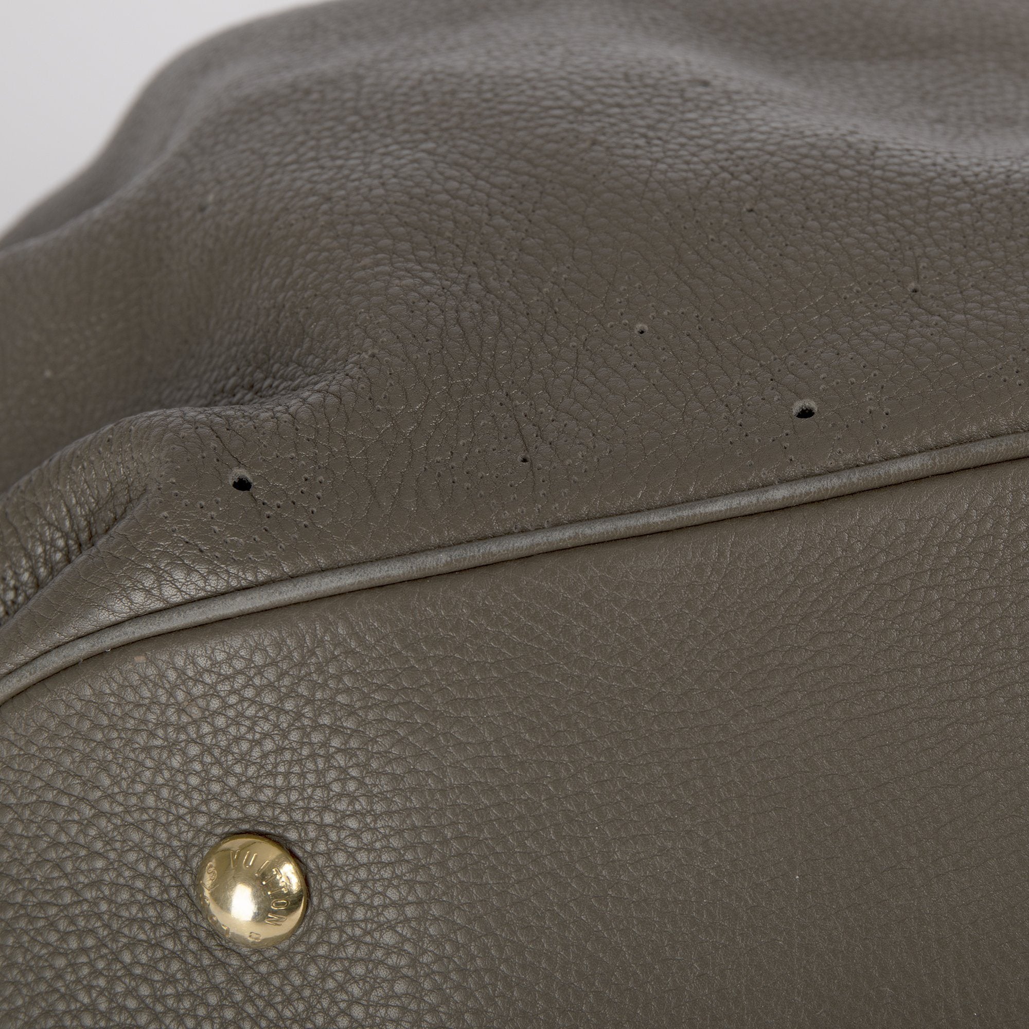 Louis Vuitton Grey Mahina XL Hobo