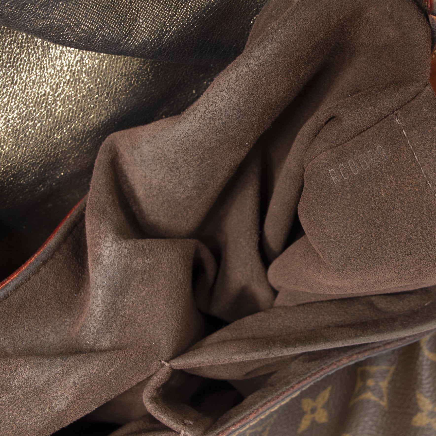 Louis Vuitton Limited Edition Monogram Kalahari GM