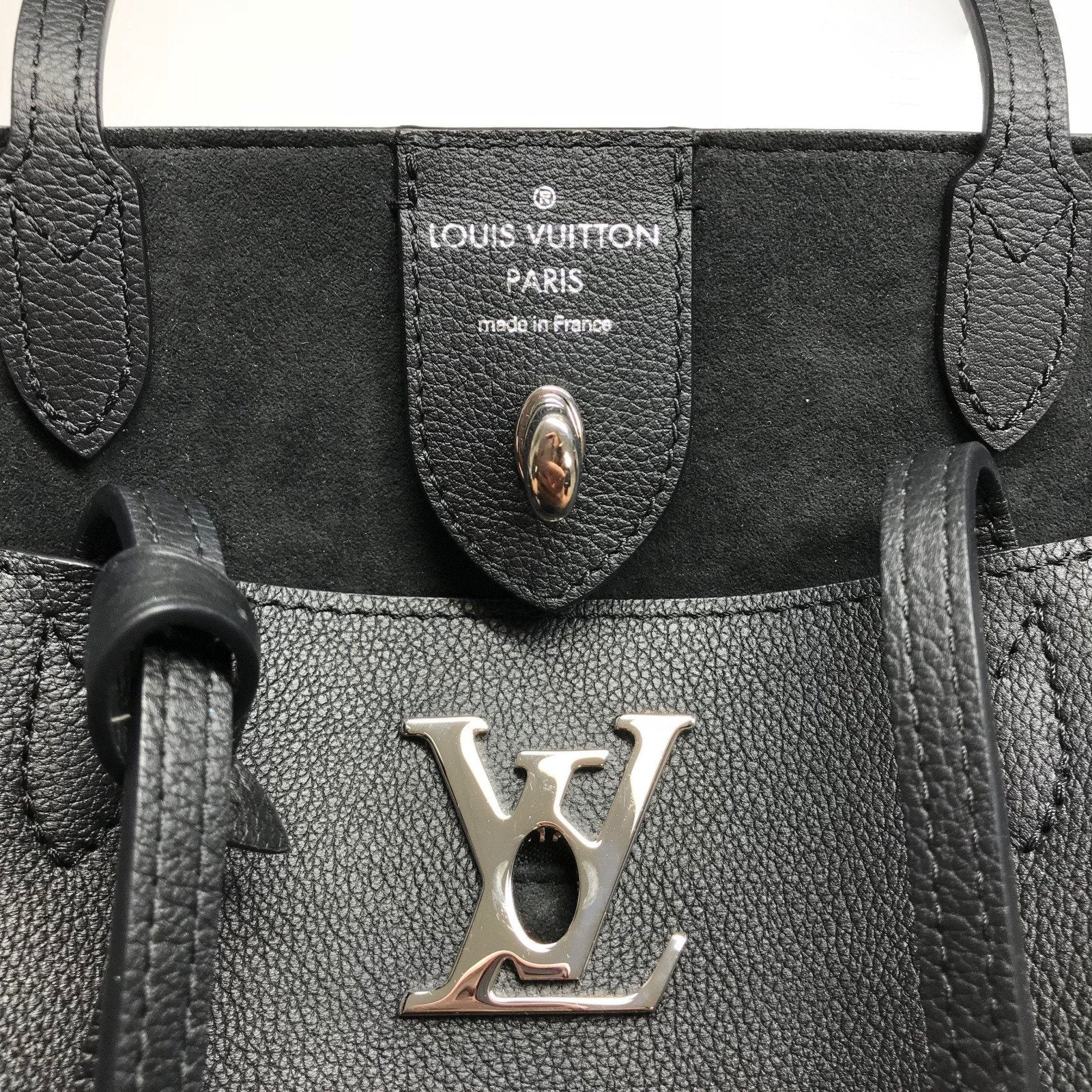 Louis Vuitton Lockme Cabas Noir Tote