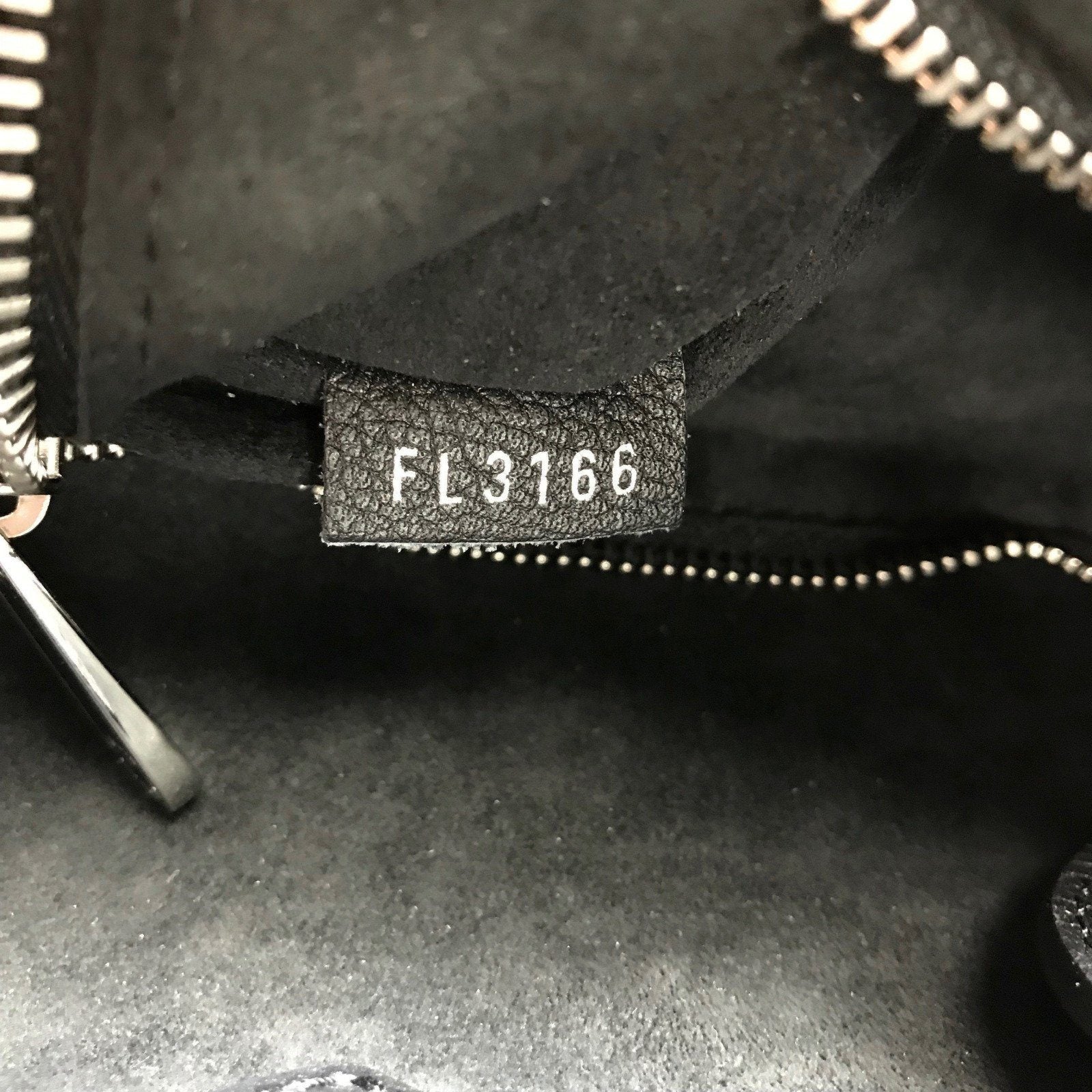 Louis Vuitton Lockme Cabas Noir Tote