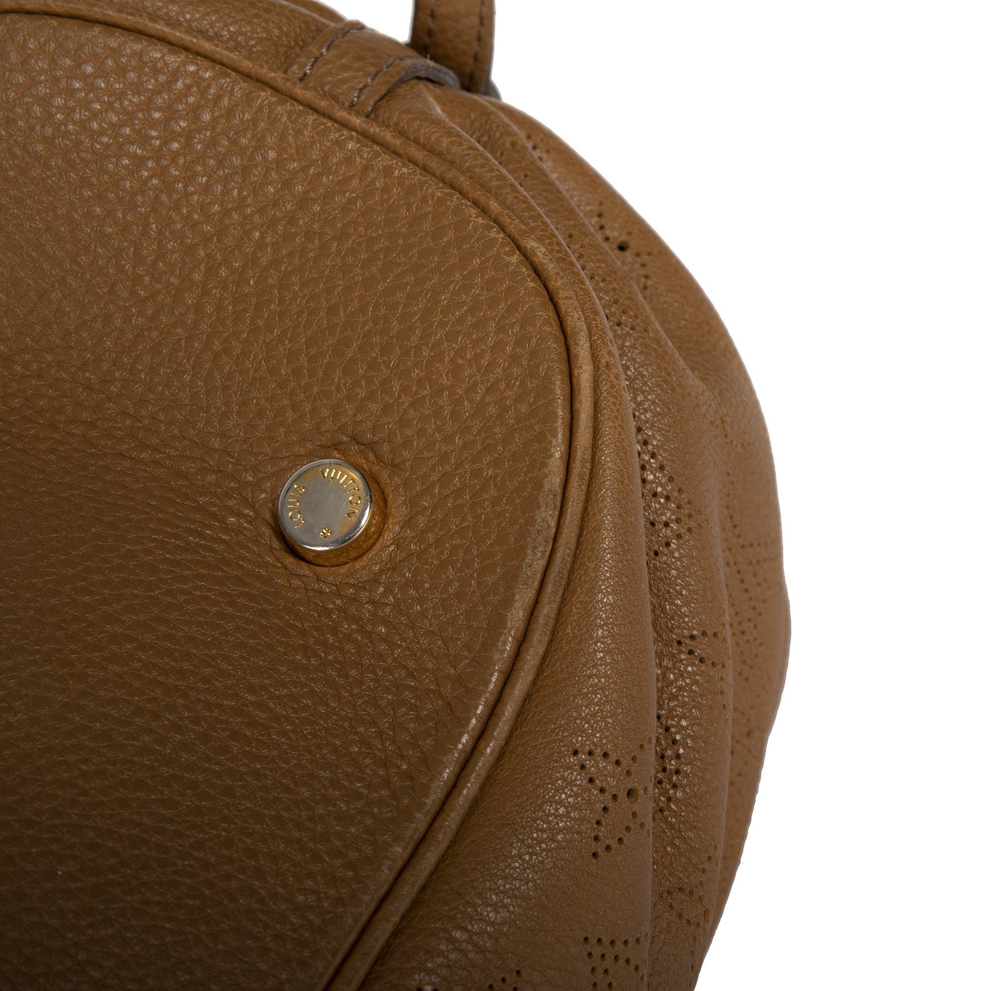 Louis Vuitton Mahina L Hobo