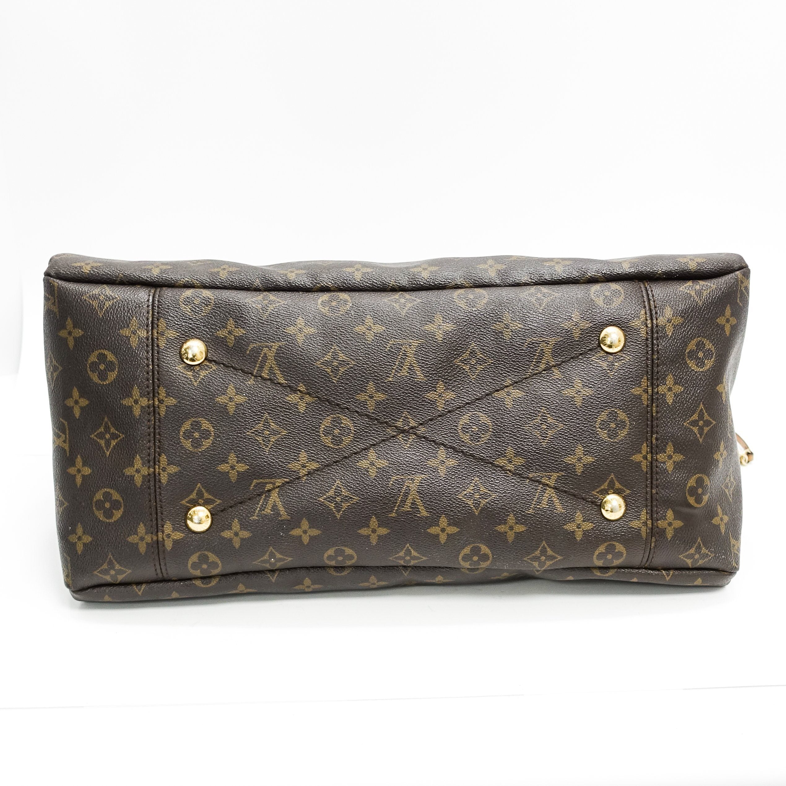 Louis Vuitton Monogram Artsy MM
