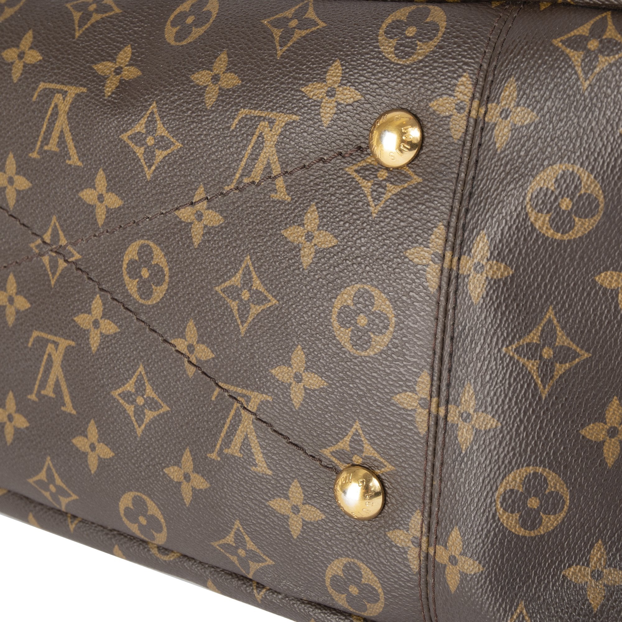 Louis Vuitton Monogram Artsy MM