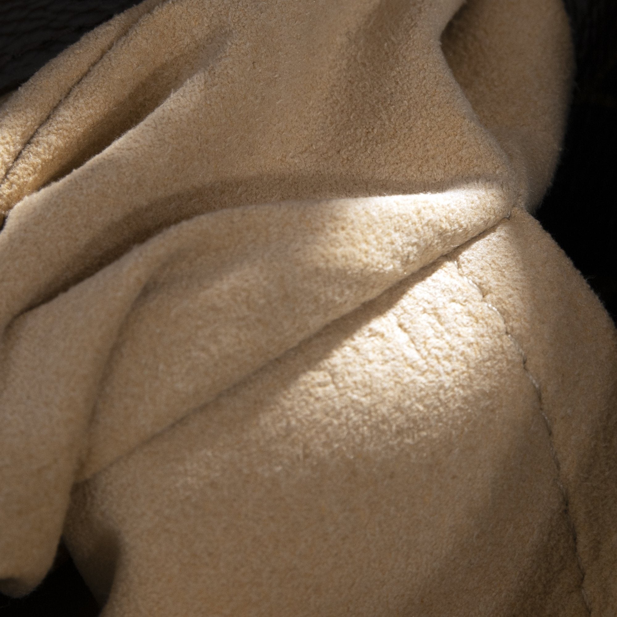 Louis Vuitton Monogram Artsy MM