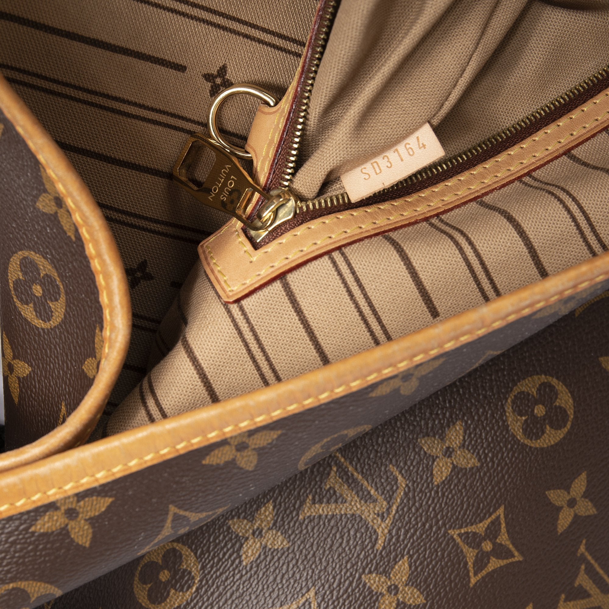Louis Vuitton Monogram Delightful MM