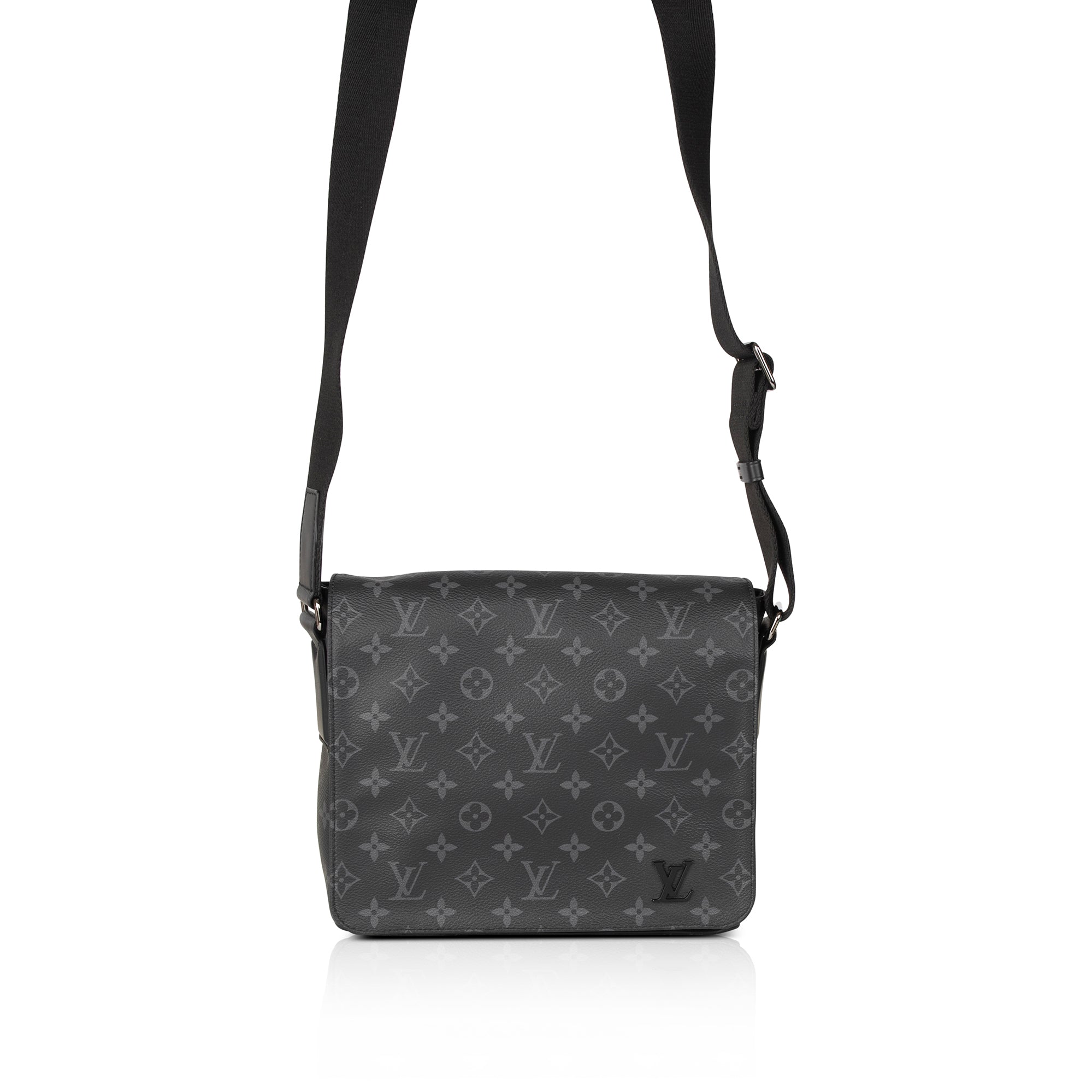 Louis Vuitton Monogram Eclipse District PM