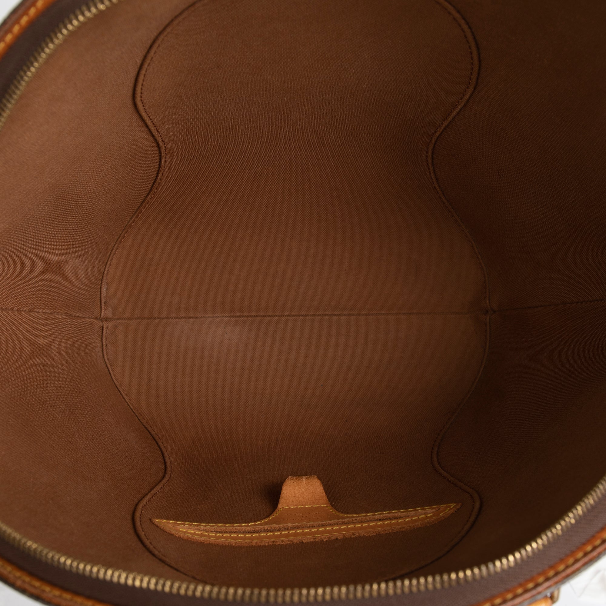 Louis Vuitton Monogram Ellipse MM