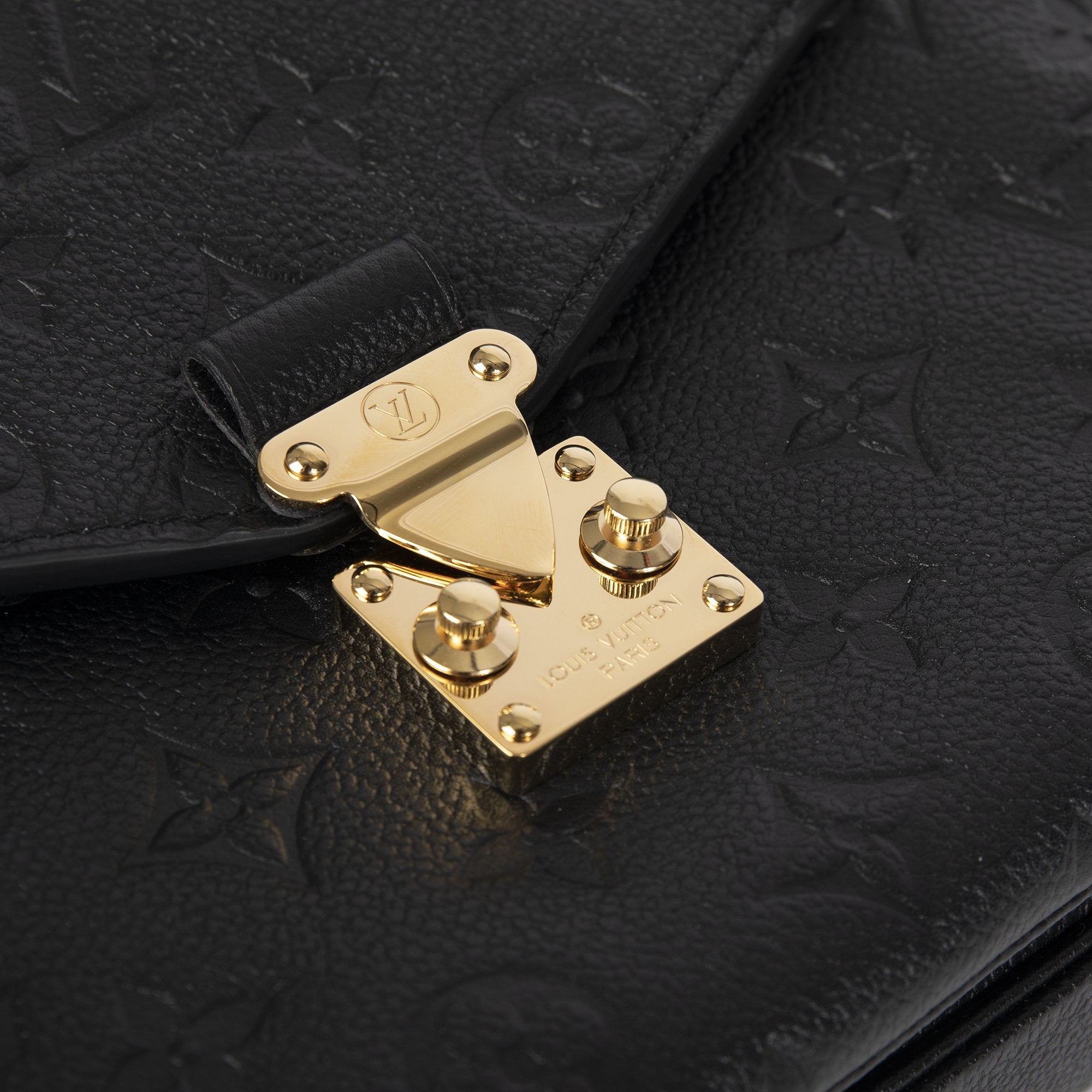 Louis Vuitton Monogram Empreinte Pochette Metis w/ Box