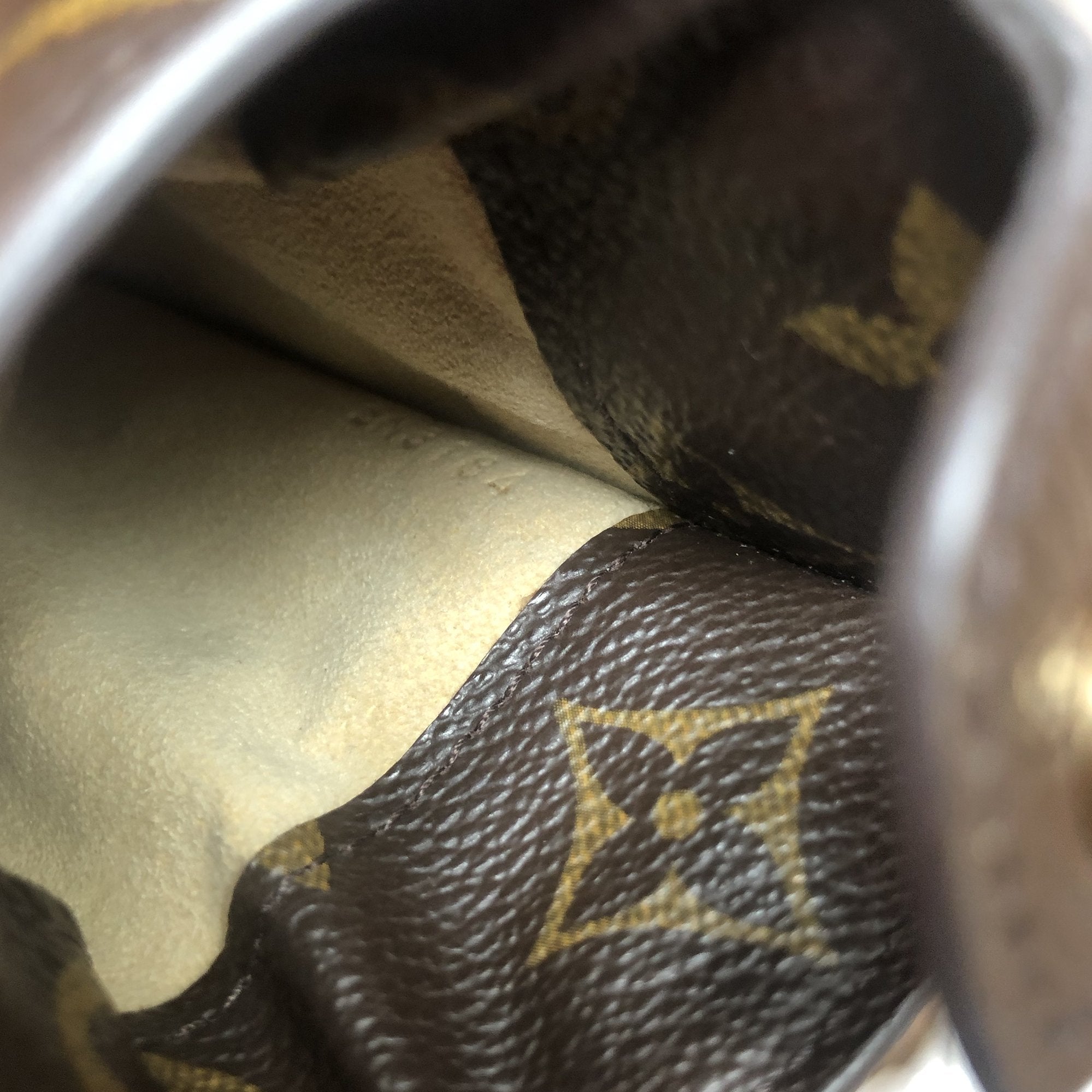 Louis Vuitton Monogram Etui Glasses Case MM w/ Box