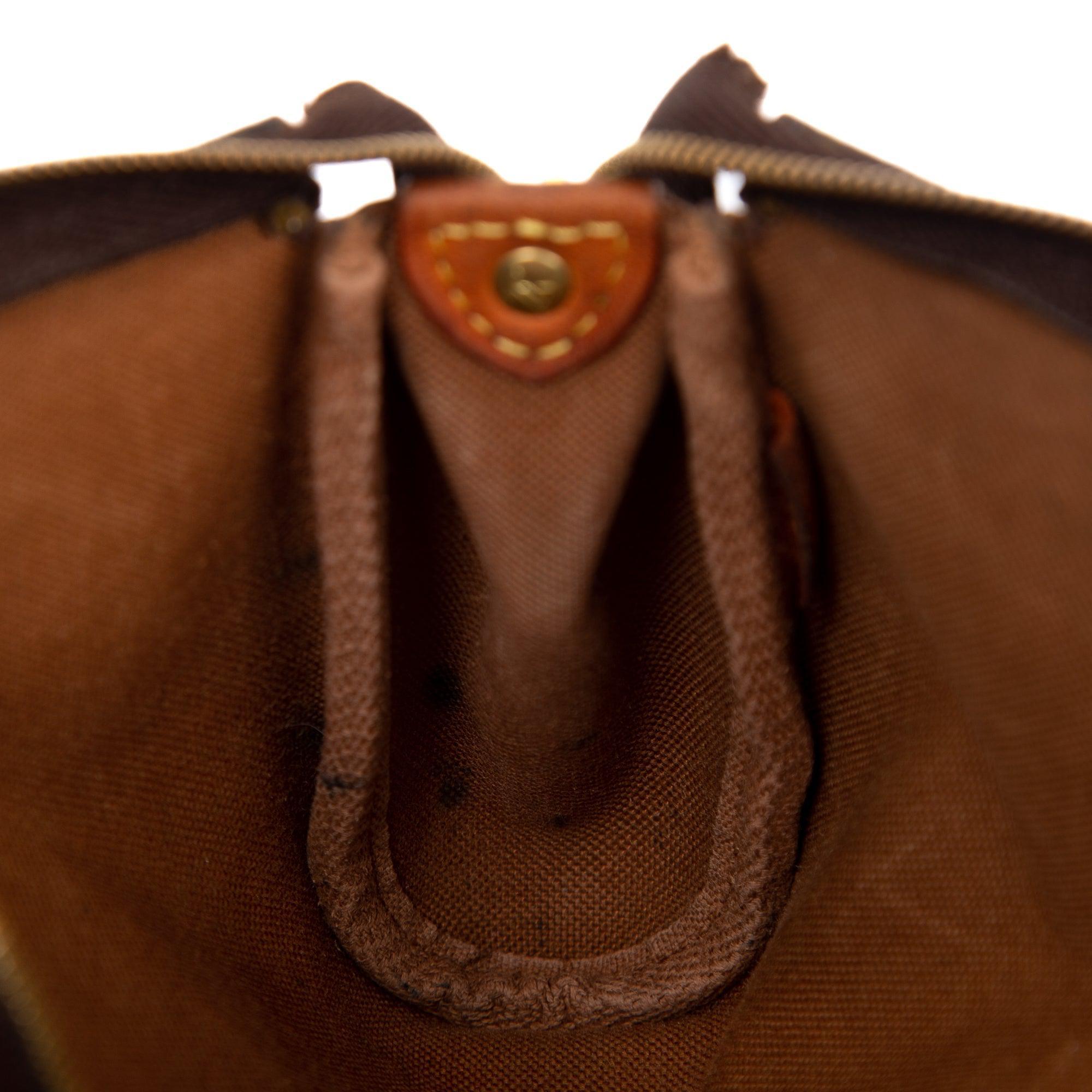 Louis Vuitton Monogram Eva Clutch w/ Strap