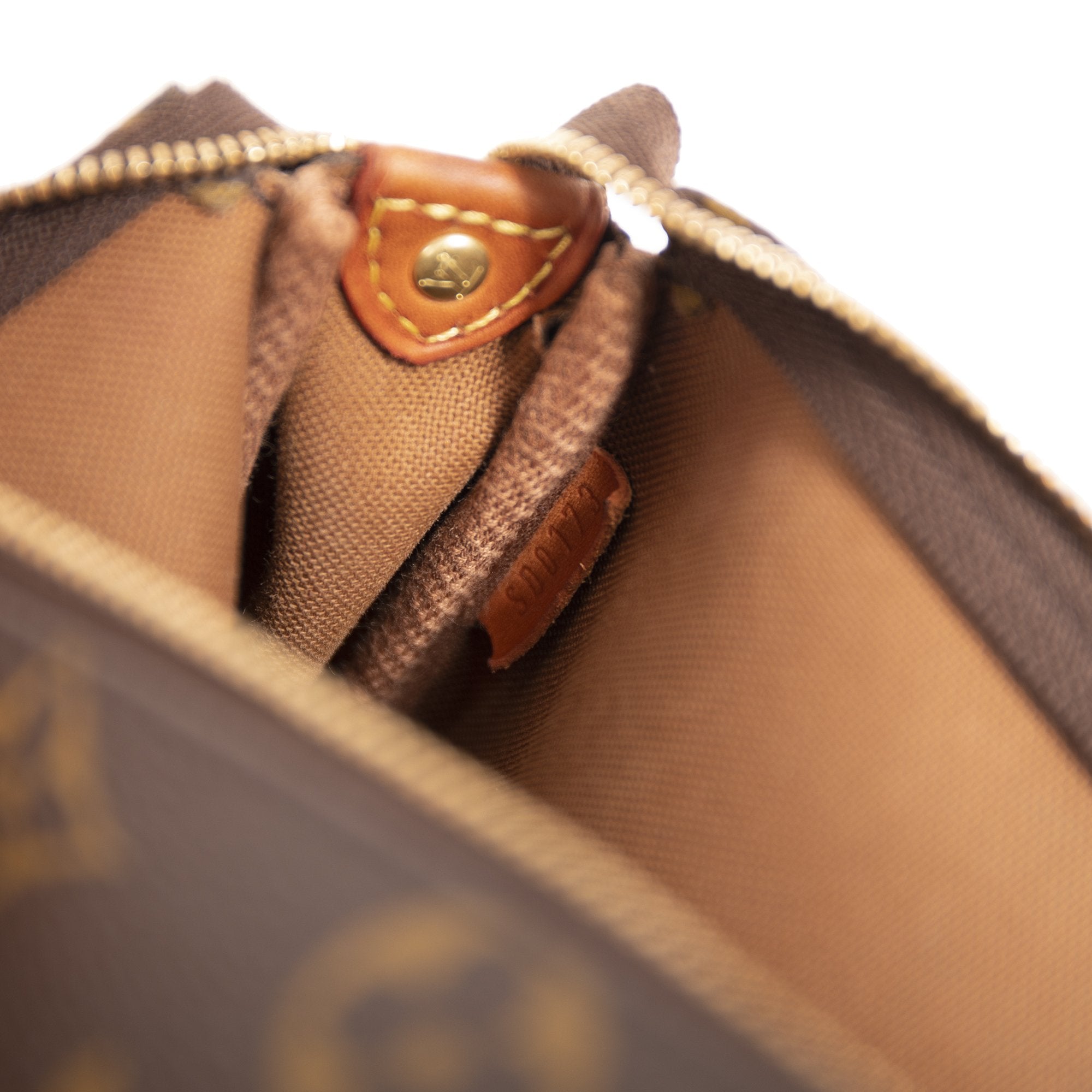 Louis Vuitton Monogram Eva Clutch w/ Strap & Box