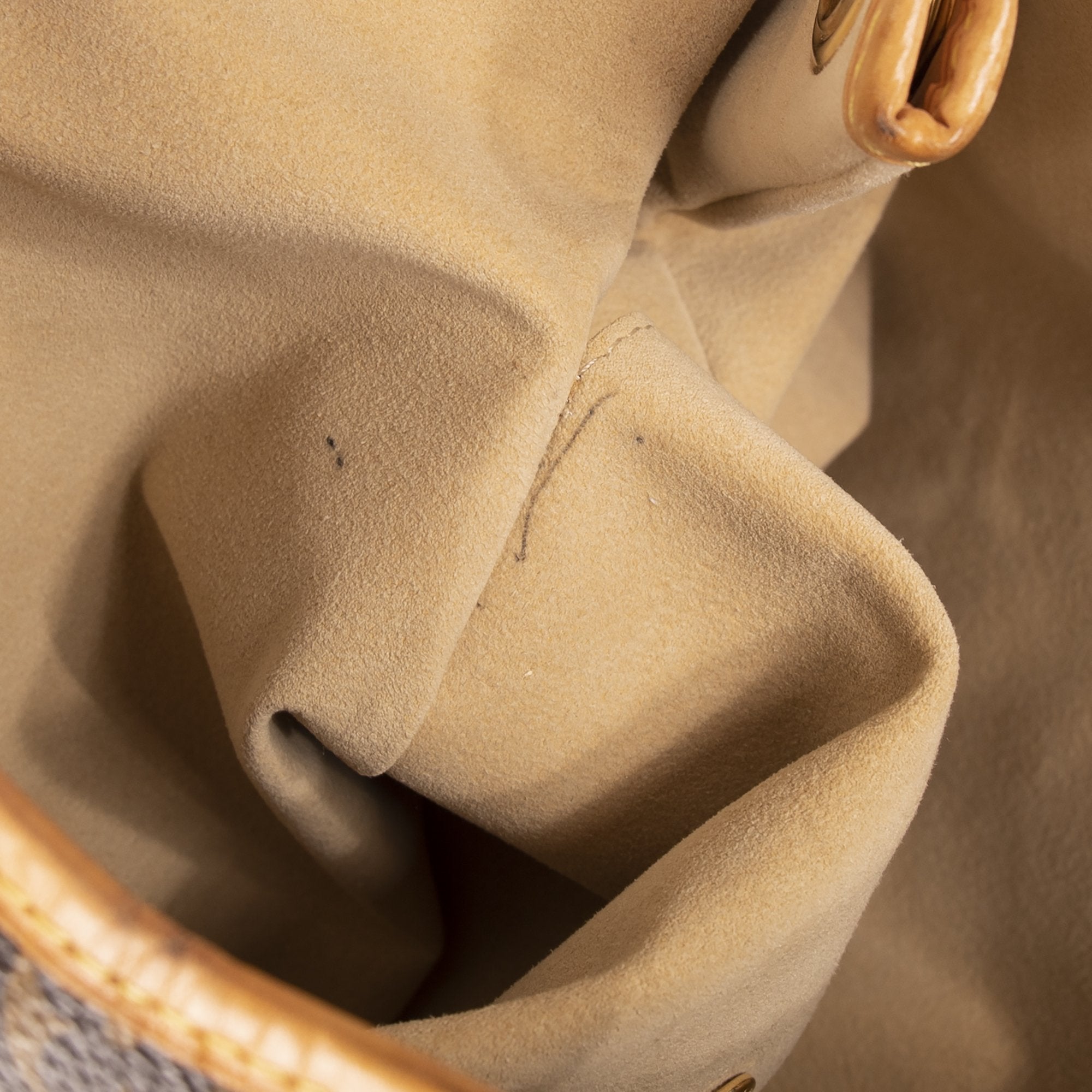 Louis Vuitton Monogram Galleria PM