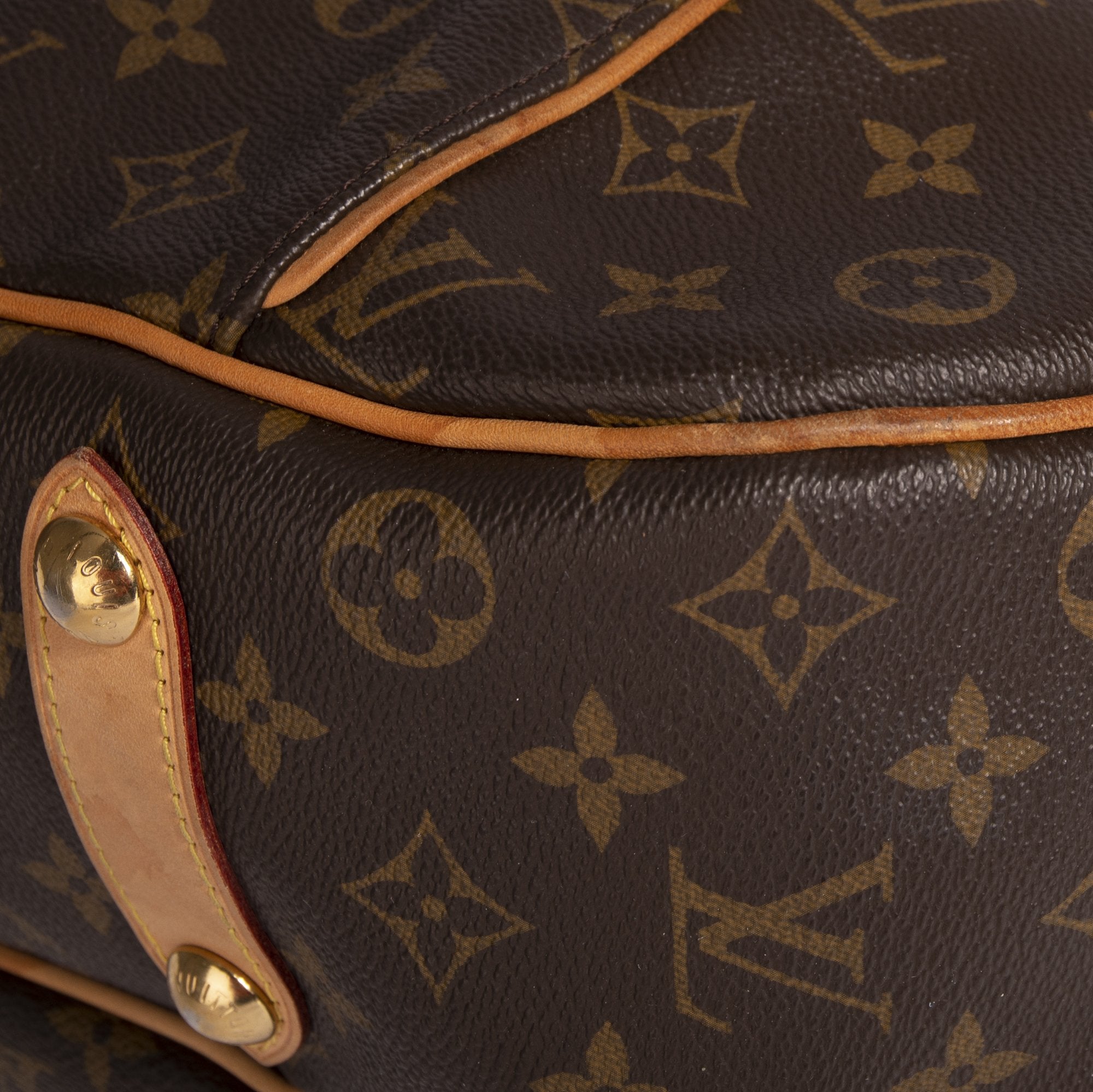 Louis Vuitton Monogram Galleria PM
