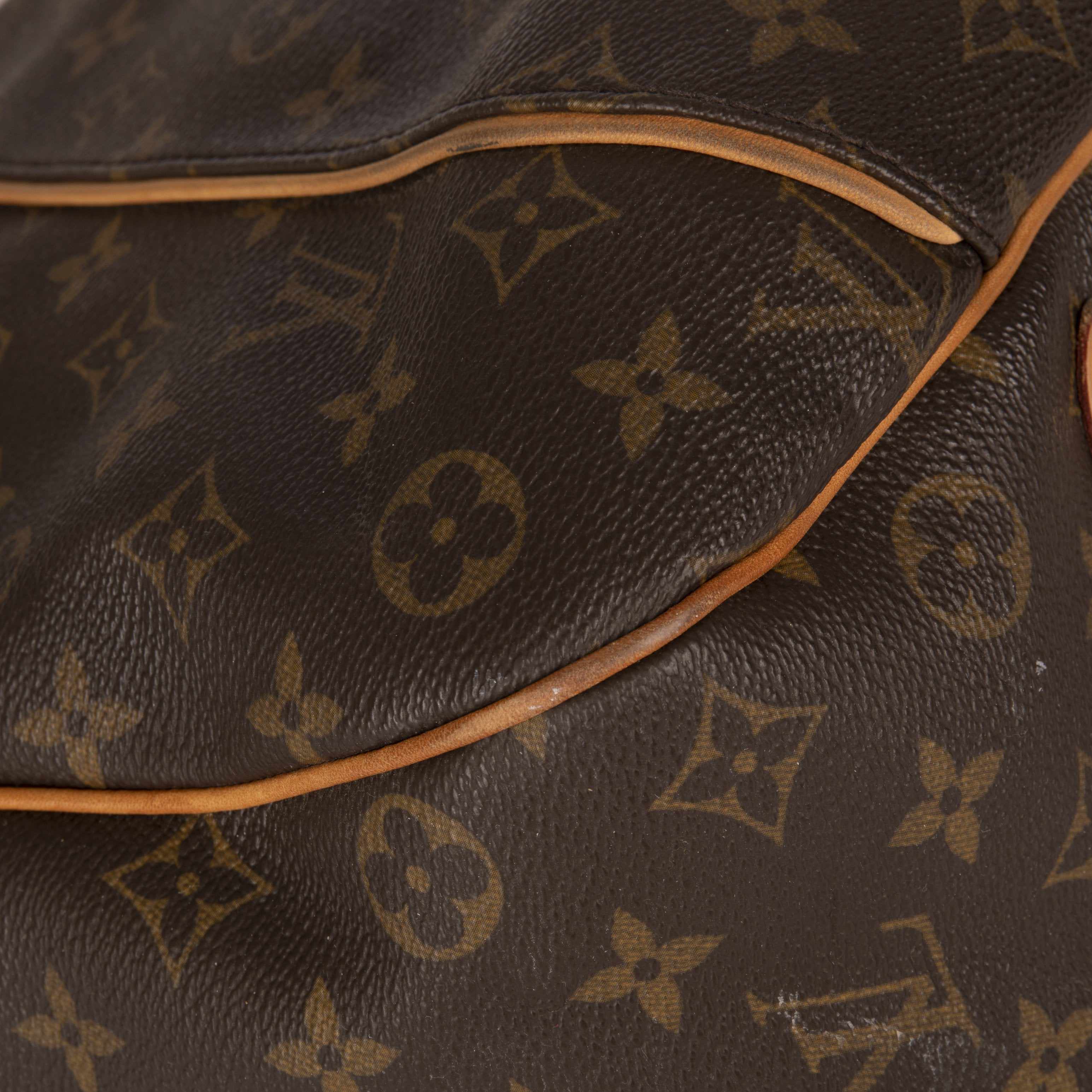 Louis Vuitton Monogram Galleria PM