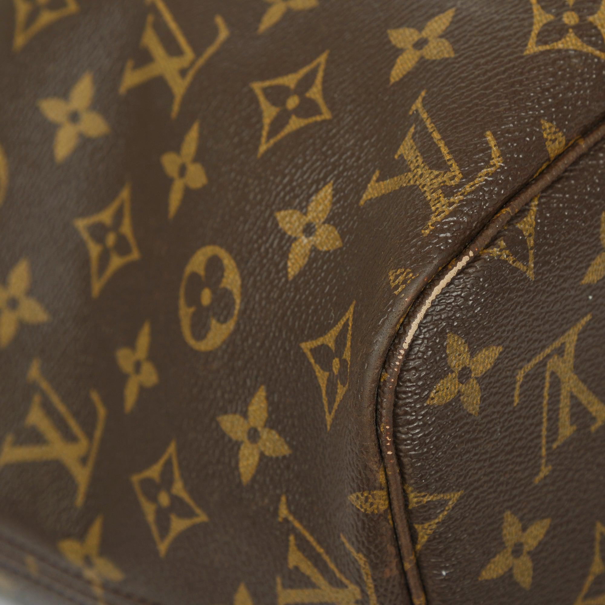 Louis Vuitton Monogram Neverfull MM w/ Pouch