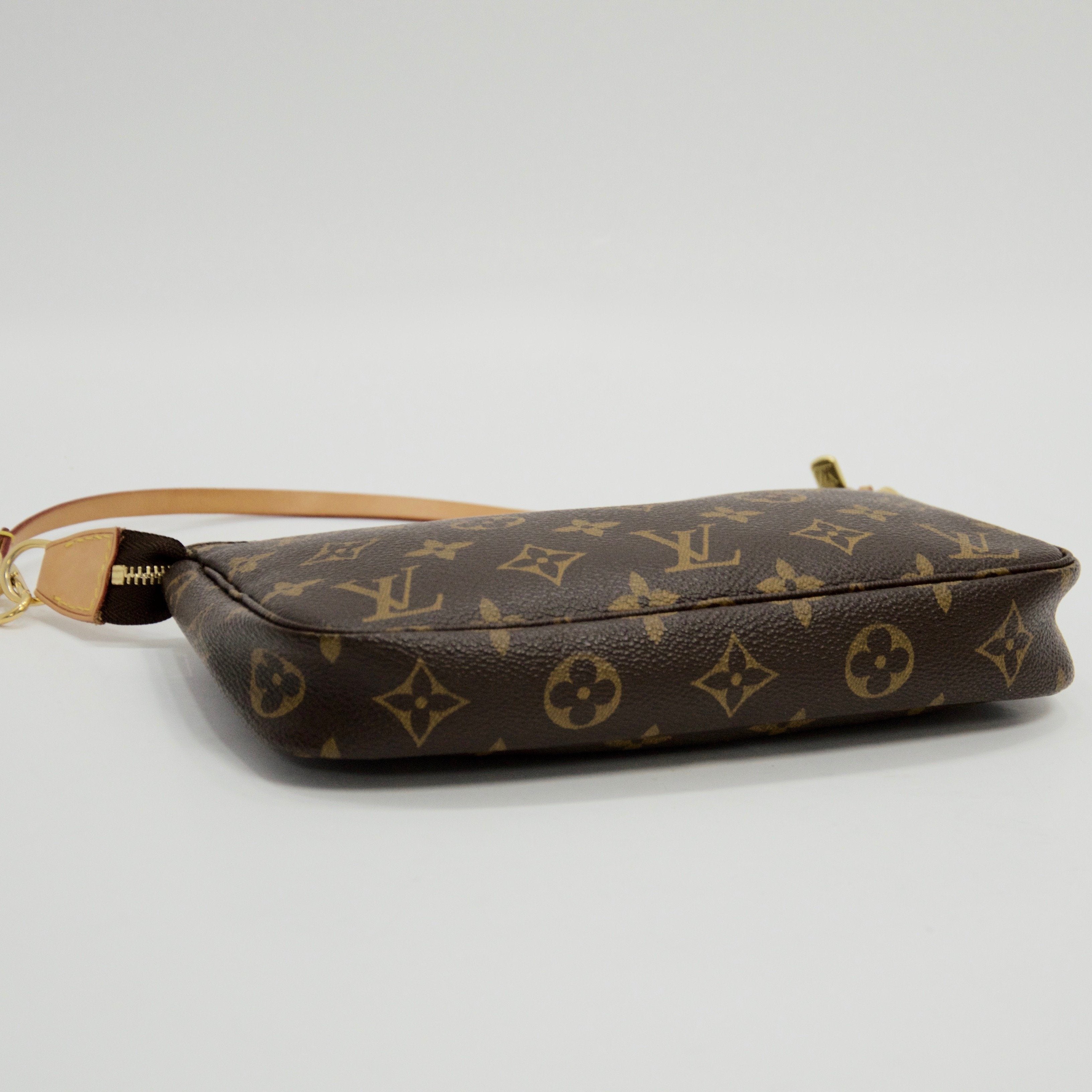 Louis Vuitton Monogram Pochette Accessories