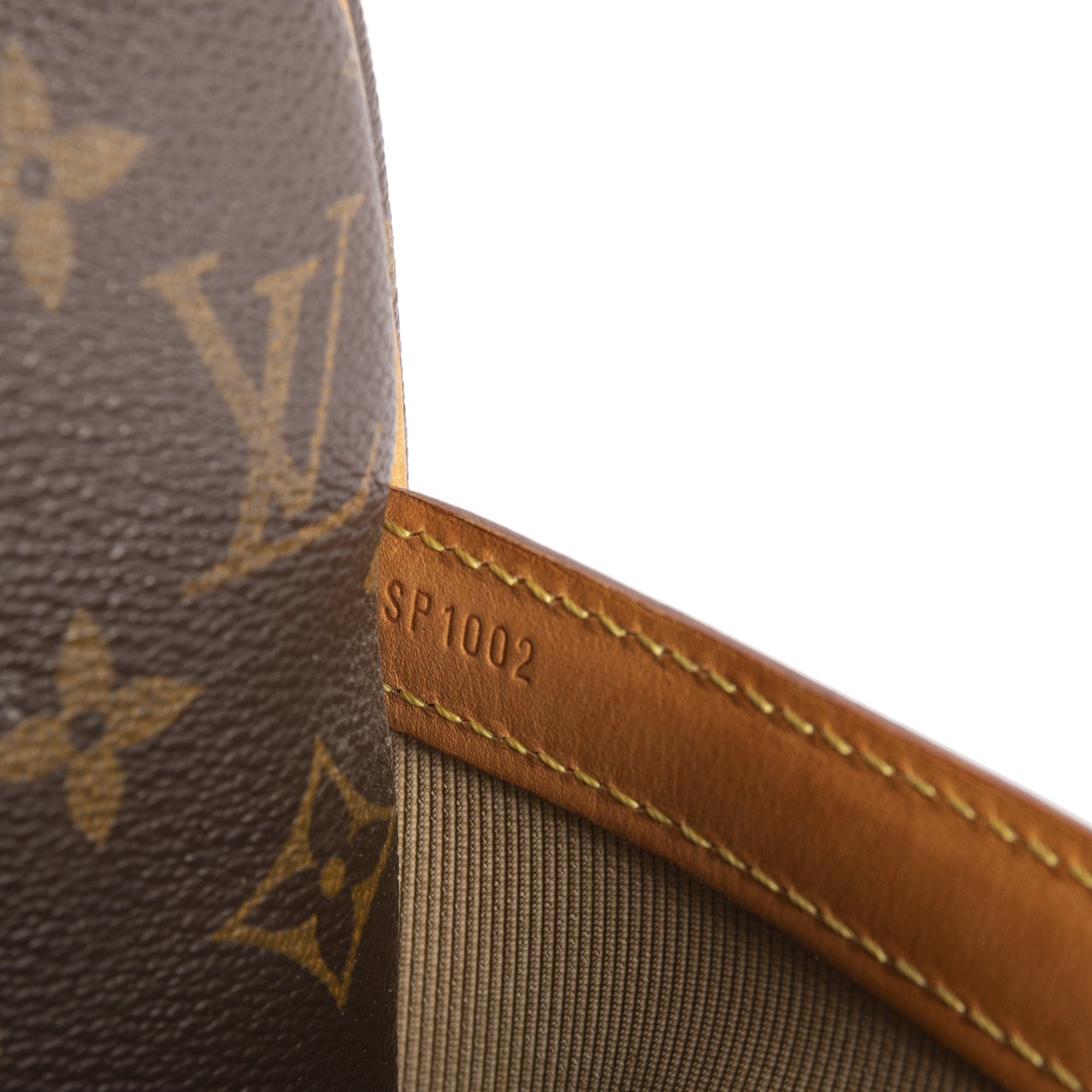 Louis Vuitton Monogram Reporter GM