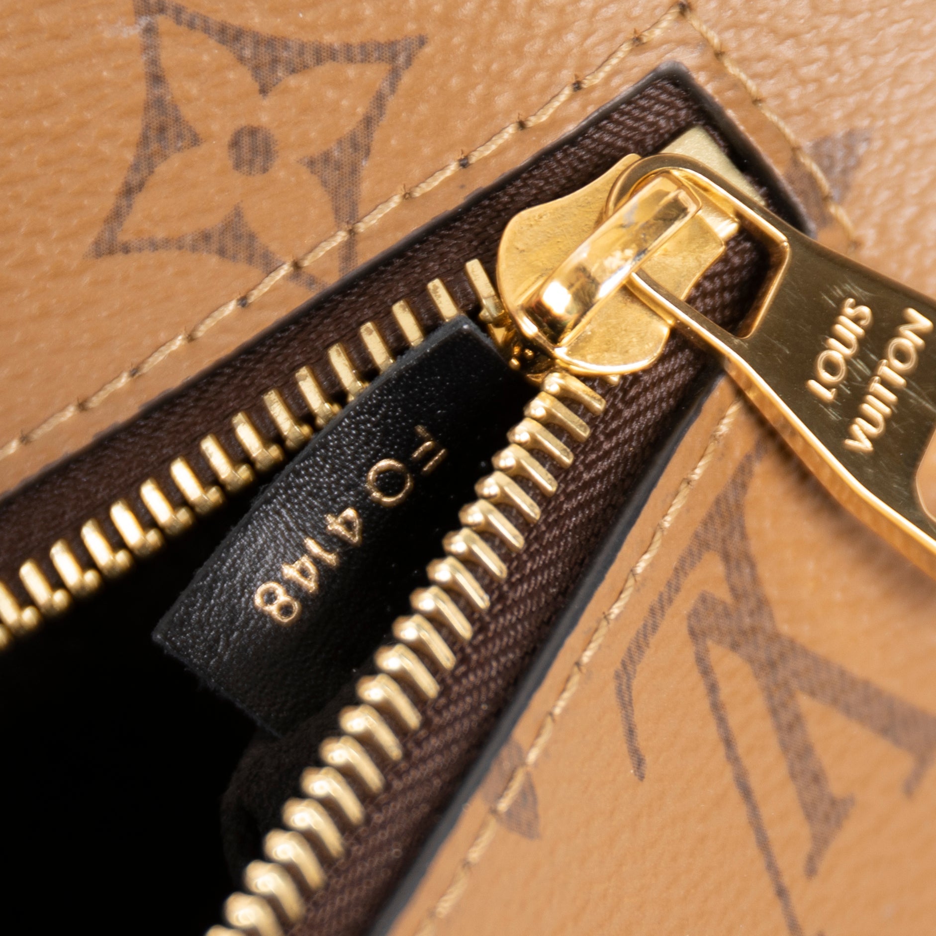 Louis Vuitton Monogram Reverse Pochette Metis w/ Box