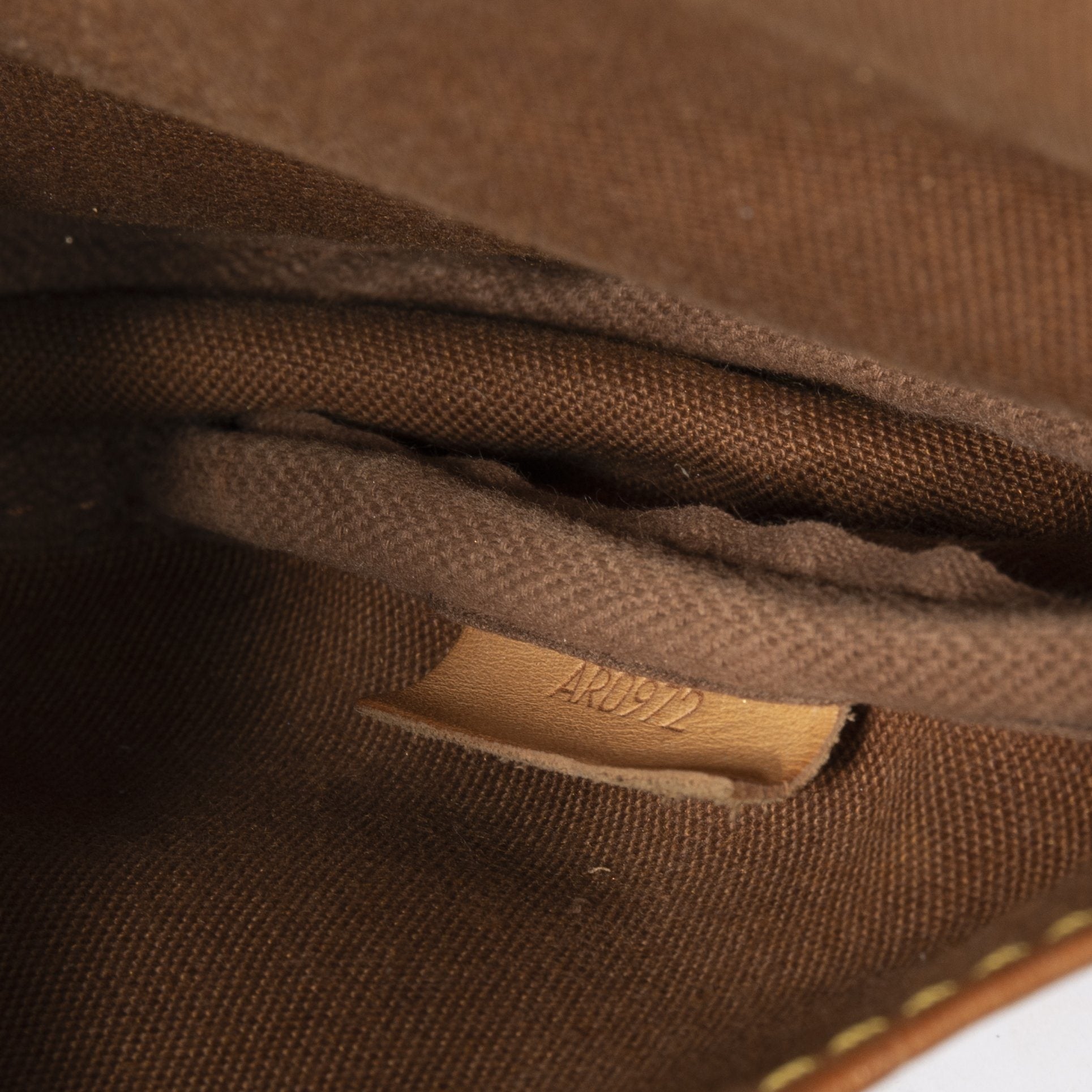 Louis Vuitton Monogram Saumur 30